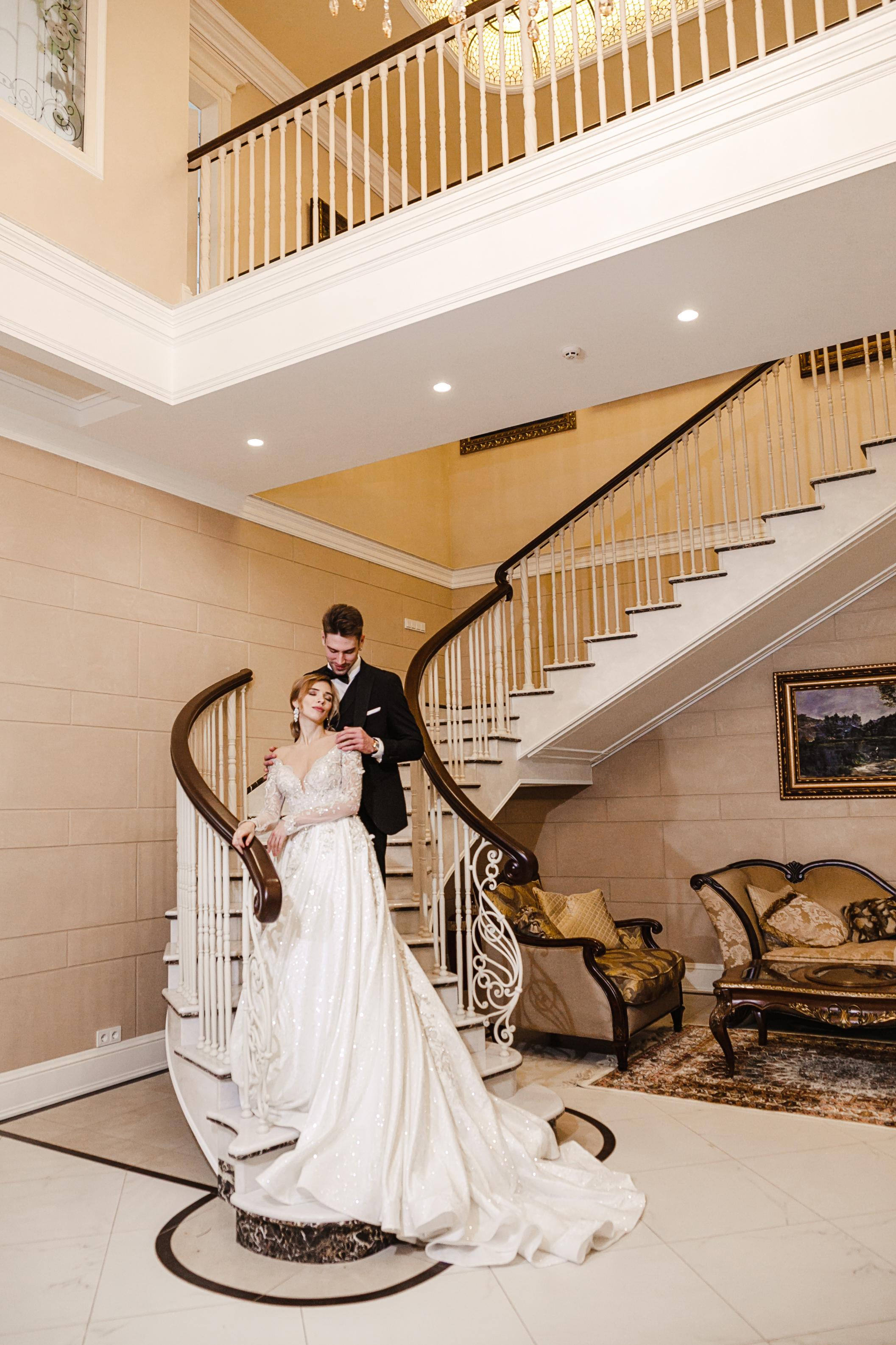 2021 De Luxe Wedding Photoshoot Esteema Residence Kiev Ukraine. Iurkovski PHOTOGRAPHY in Europe. Luxury destination weddings and events