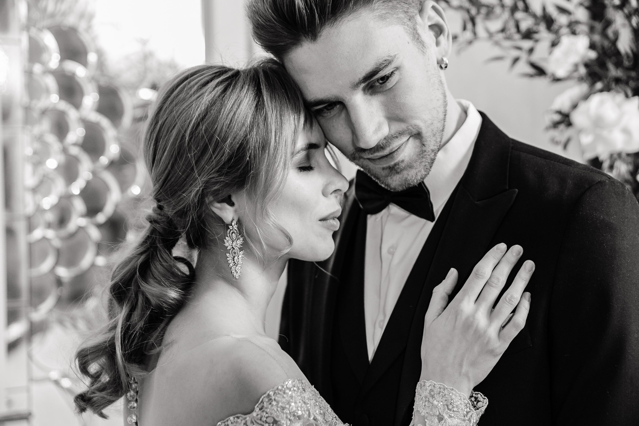 2021 De Luxe Wedding Photoshoot Esteema Residence Kiev Ukraine. Iurkovski PHOTOGRAPHY in Europe. Luxury destination weddings and events