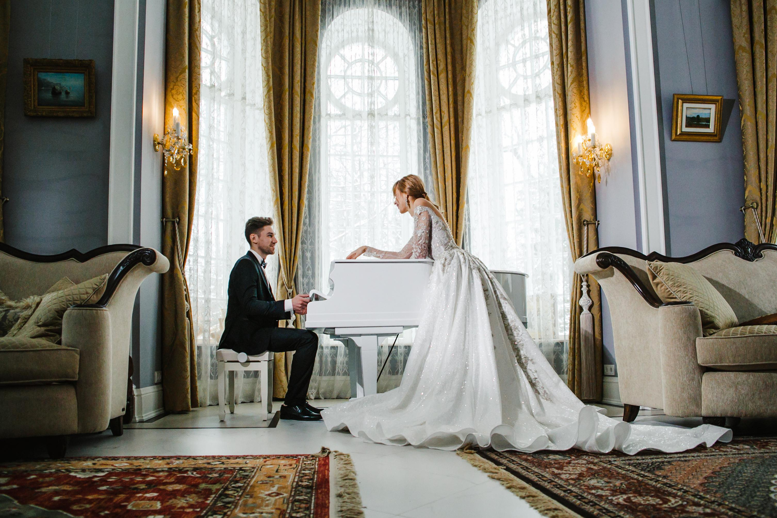 2021 De Luxe Wedding Photoshoot Esteema Residence Kiev Ukraine. Iurkovski PHOTOGRAPHY in Europe. Luxury destination weddings and events