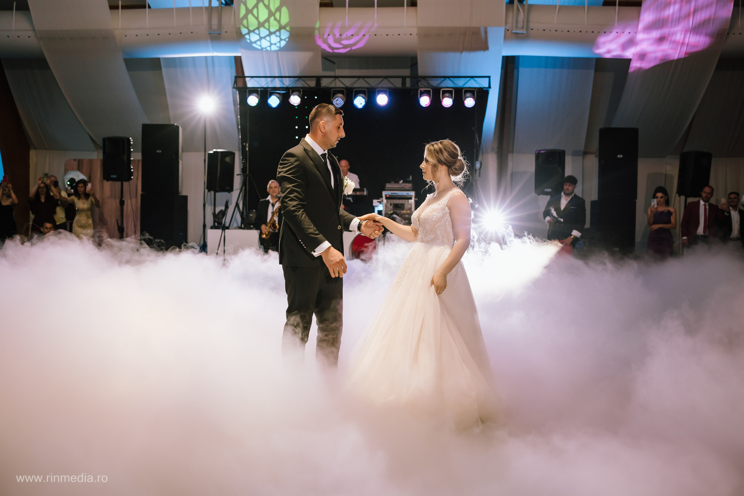 Carmen & Stefan. Fotograf de Nunta Focsani