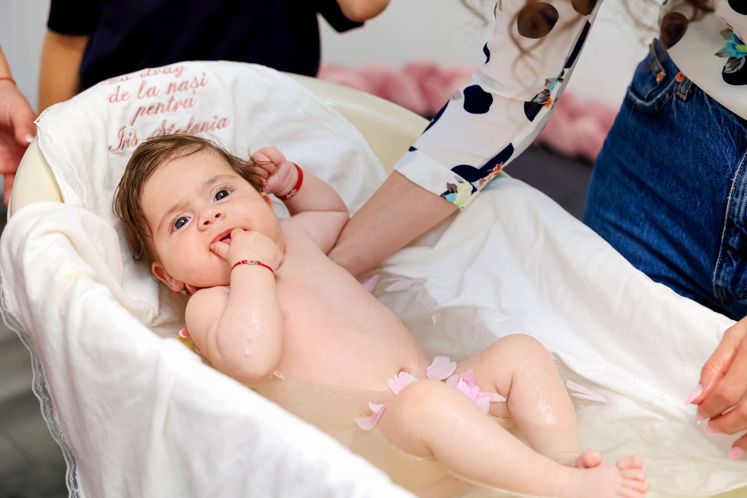 Iris Stefania. Moments By Gub