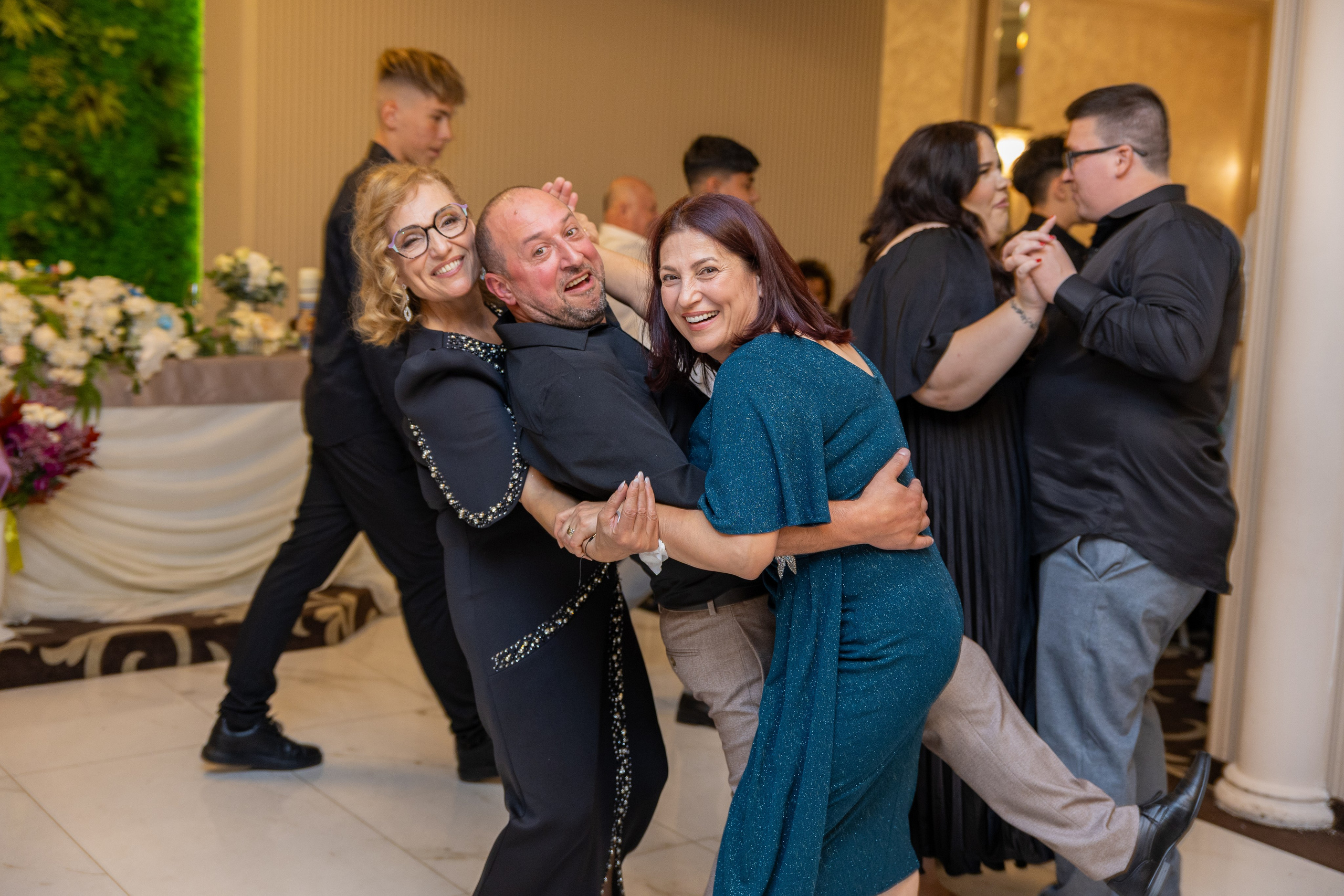 Andrei Sebastian. Moments By Gub