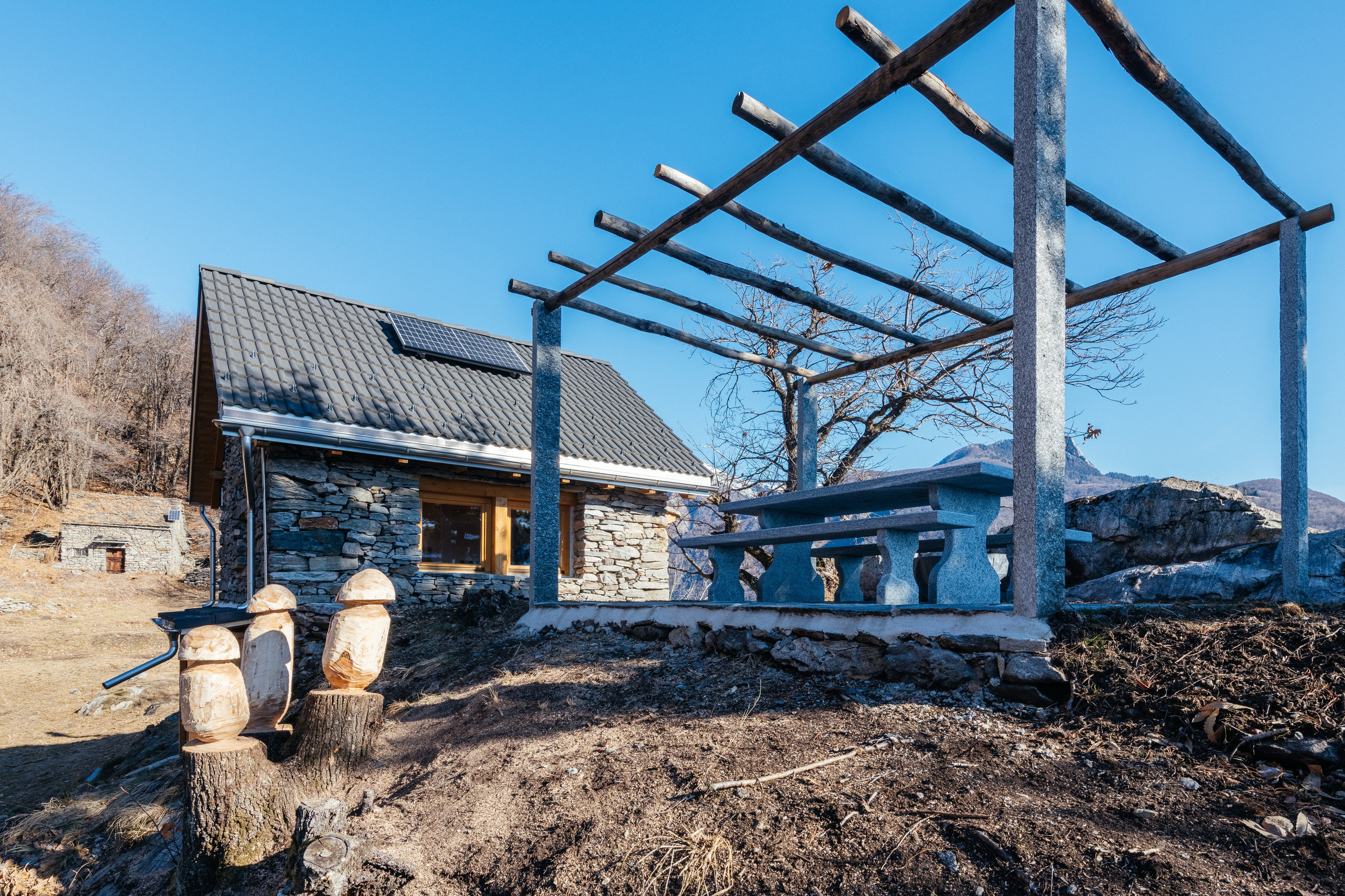 Rustico, VAL RESA, TICINO. Hallo! Ich bin Elena und arbeite als Immobilienfotografin