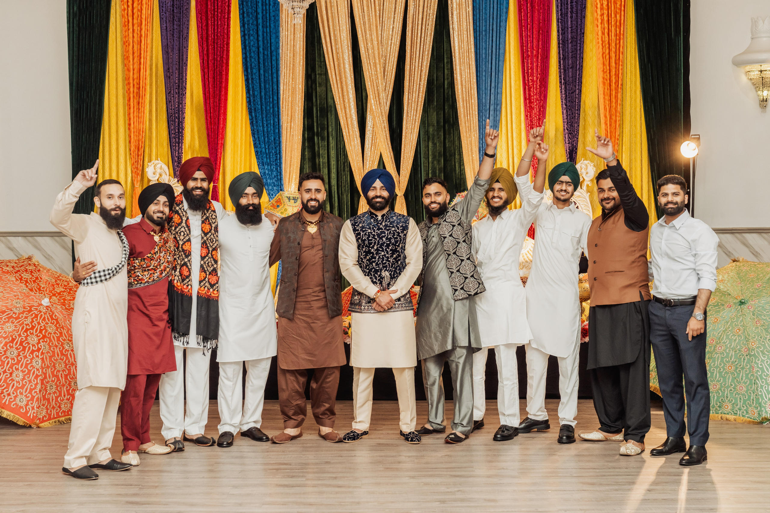 Gagan & Jasmeen. Wedding Photographer & Cinematographer studios