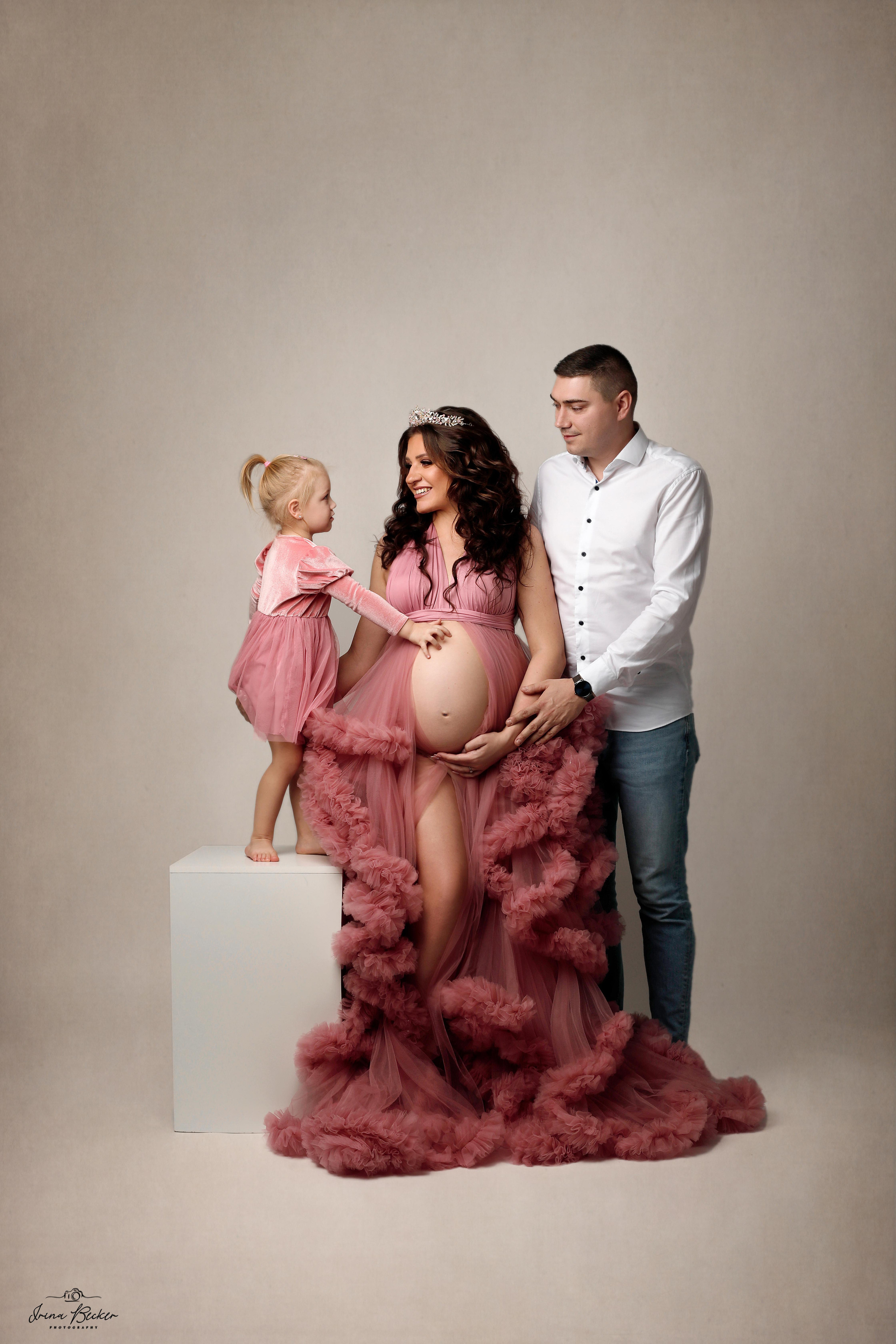 Babyfotograf Ulm, Babyfotograf Neu-Ulm, Babyfotograf Münsingen, Babyfotograf Metzingen, Babyfotograf Göppingen, Babyfotograf Tübingen, Babyfotograf Memmingen, Babyfotograf Reutlingen, Babyfotograf Stuttgart, Babyfotograf Günzburg, Babyfotograf Biberach an der Riss, Babyfotograf Alb-Donau-Kreis, Babyfotograf Bad Saulgau, Babyfotograf Bad Waldsee, Babyfotograf Ehingen, neugeborenenfotografie Ulm, neugeborenenfotografie Neu-Ulm, neugeborenenfotografie Stuttgart, neugeborenenfotografie Metzingen, neugeborenenfotografie Münsingen, neugeborenenfotografie Bad Saulgau, neugeborenenfotografie Bad Waldsee, neugeborenenfotografie Ehingen, neugeborenenfotografie Langenau, neugeborenenfotografie Ravensburg, neugeborenenfotografie Sigmaringen, Fograf Ulm, Fotograf Ehingen, Fotograf Bad Waldsee, Fotograf Friedrichshafen, Baby Ulm, Entbindung Ulm, babyfotograf Erbach, Babyfotograf Blabeuren, Babyfotograf Biberach, babyshooting ulm, babyshooting metzingen, babyshooting ehingen, Babybauchshooting, Schwangerschaftsshooting, Babybauchbilder, Babybauchfotografie Ulm, Matmaternity, studiophotography.studiophotoshoot