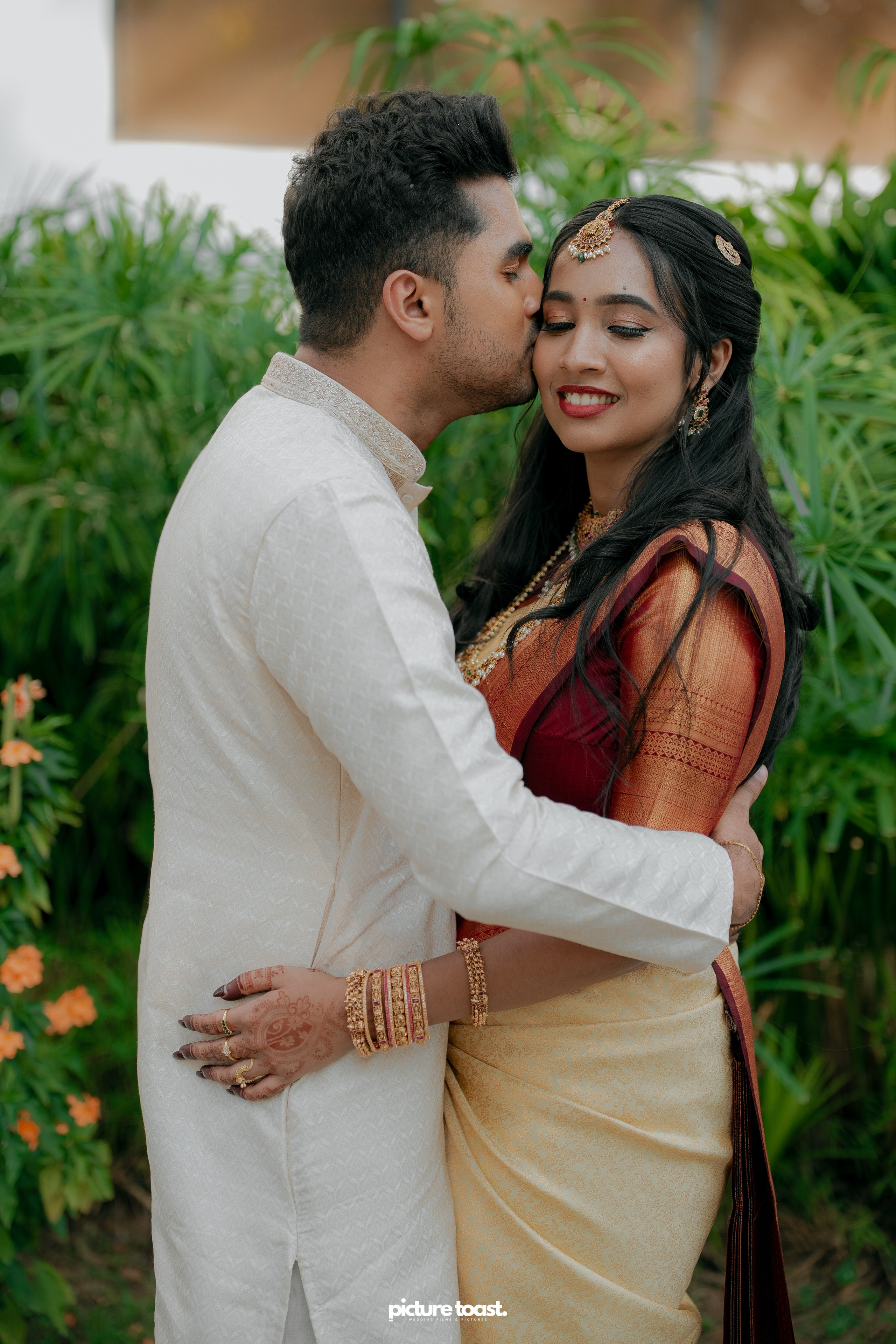 Traditional Kerala Hindu Wedding. Fine art Wedding Photographers in India & Canada
