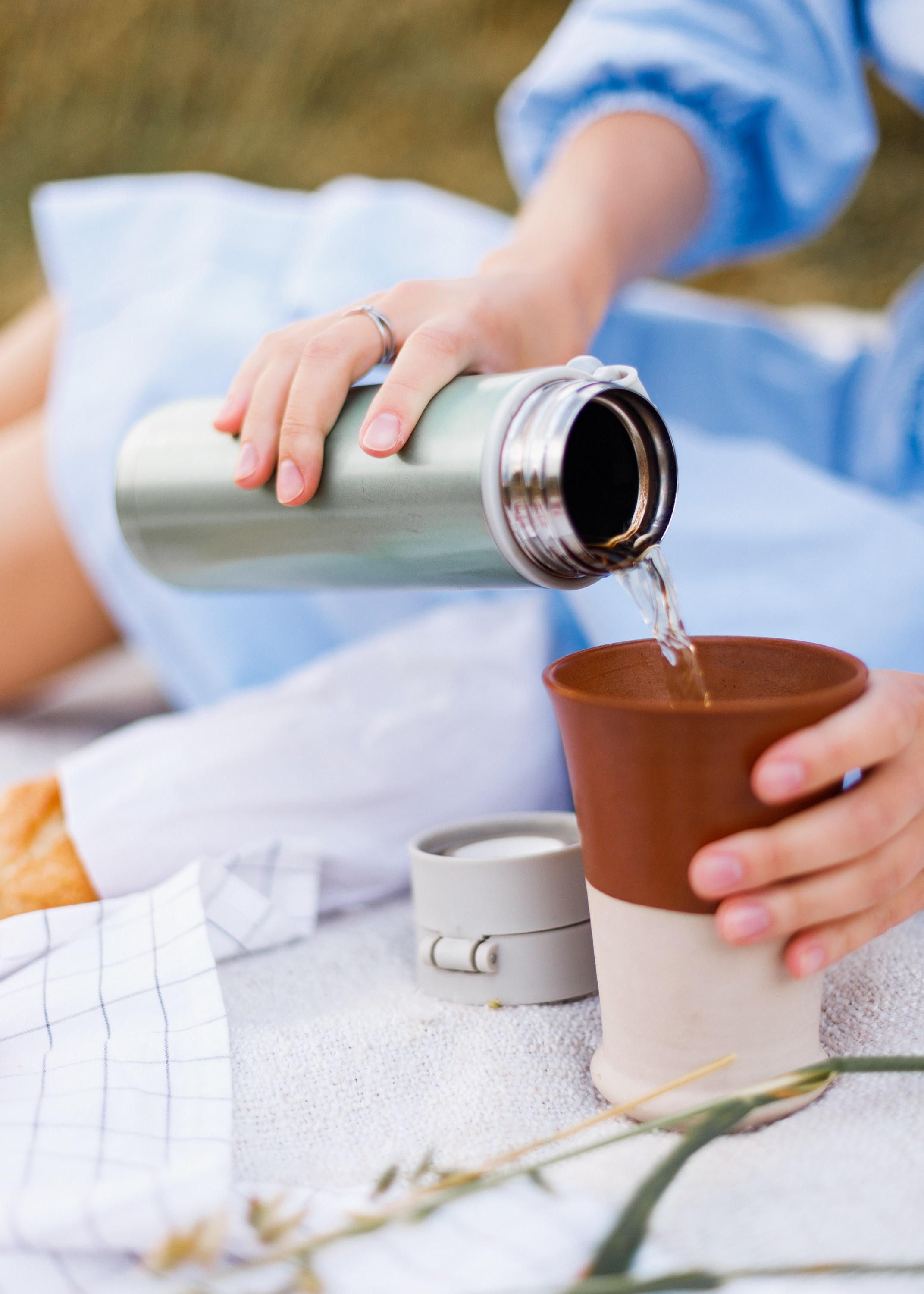 Katya | tenderness in the field. Kaja | fotograf psów we Wrocławiu