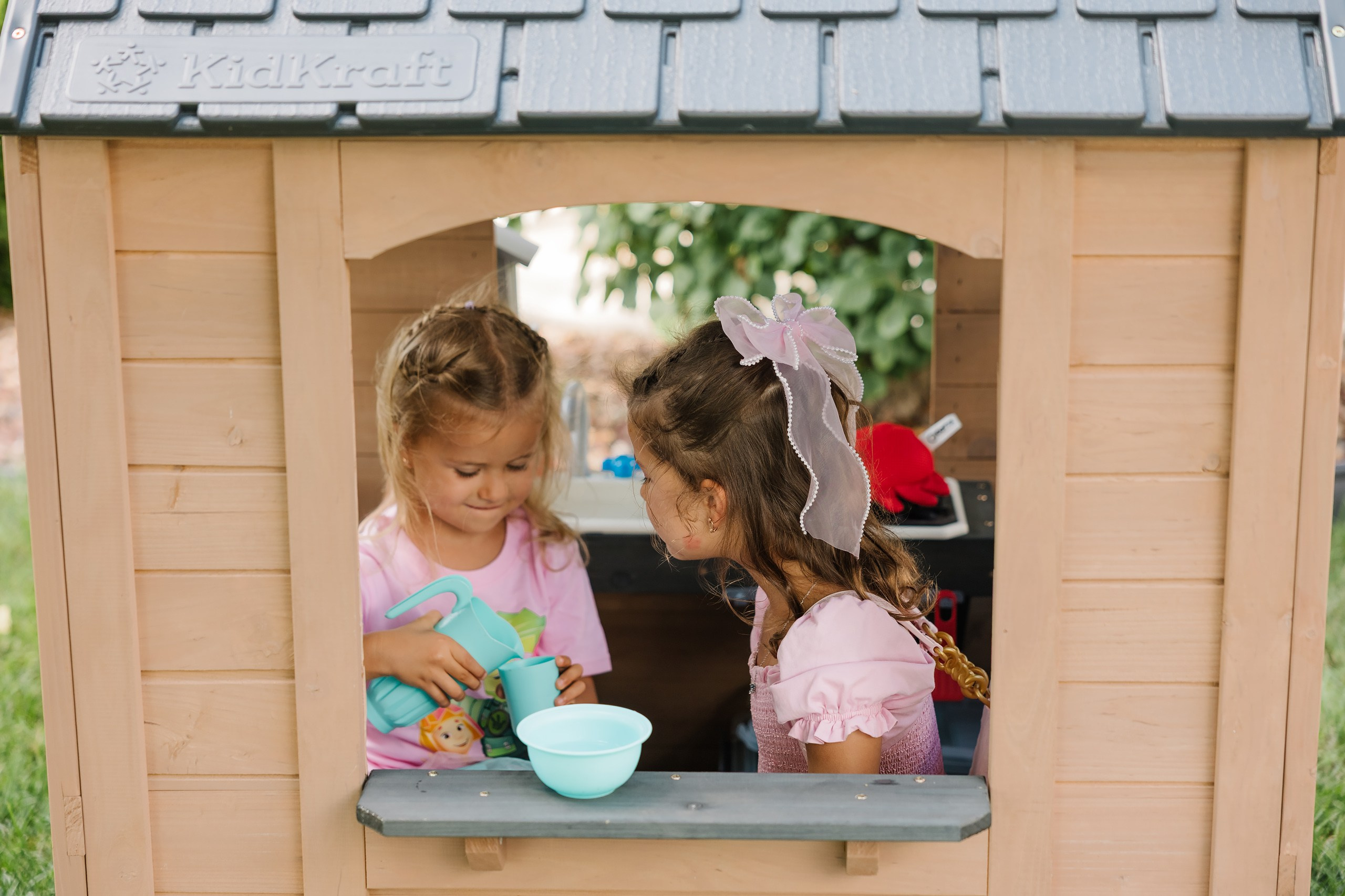 Birthday Party. Wedding family event photographer in Chicago Nick Yushevich