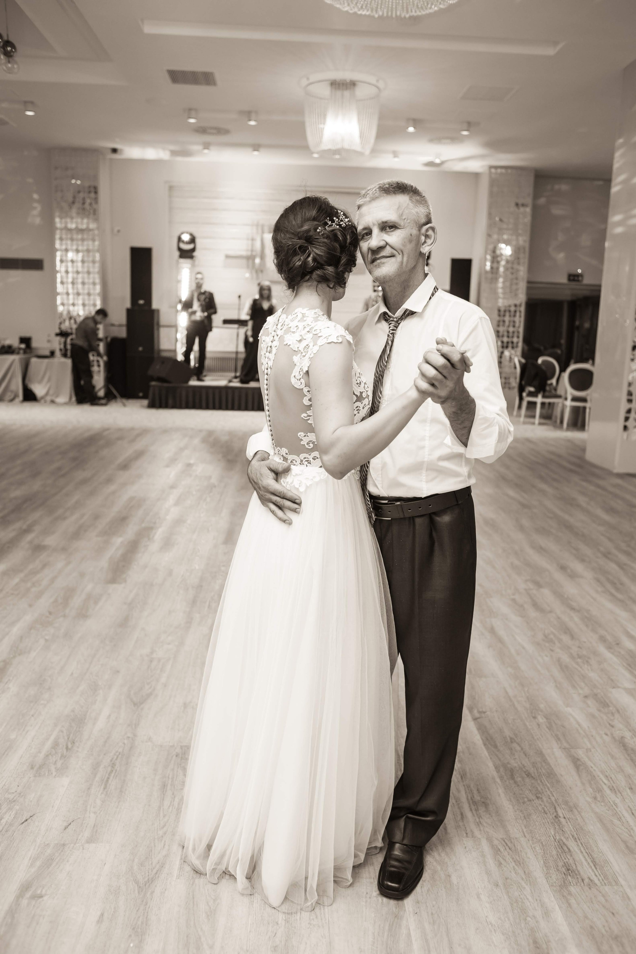 Eliza si Stefan by Fotograf nunta Iasi — Eduard Schiopu