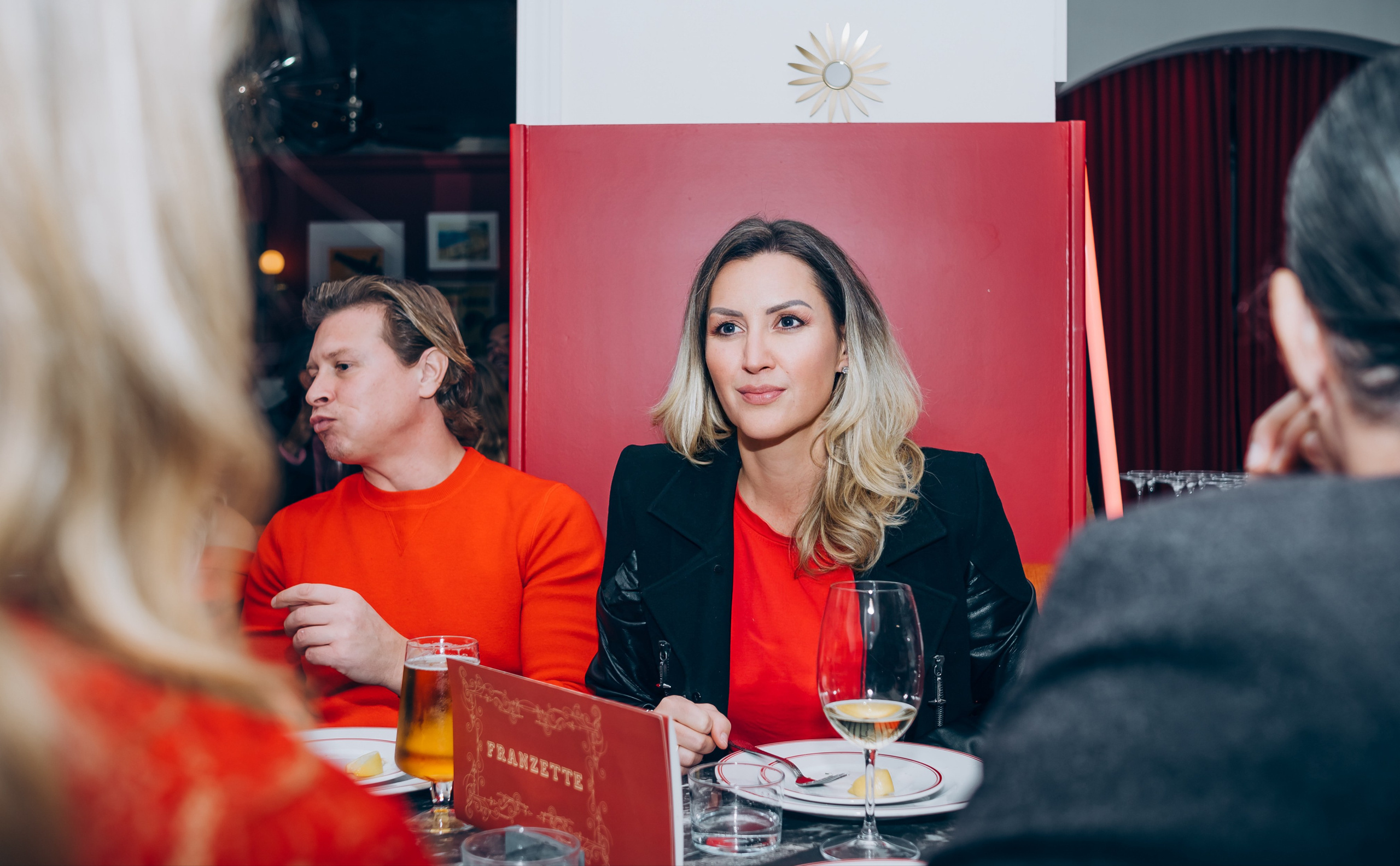 Red party. Фотограф у Пальма де Майорка