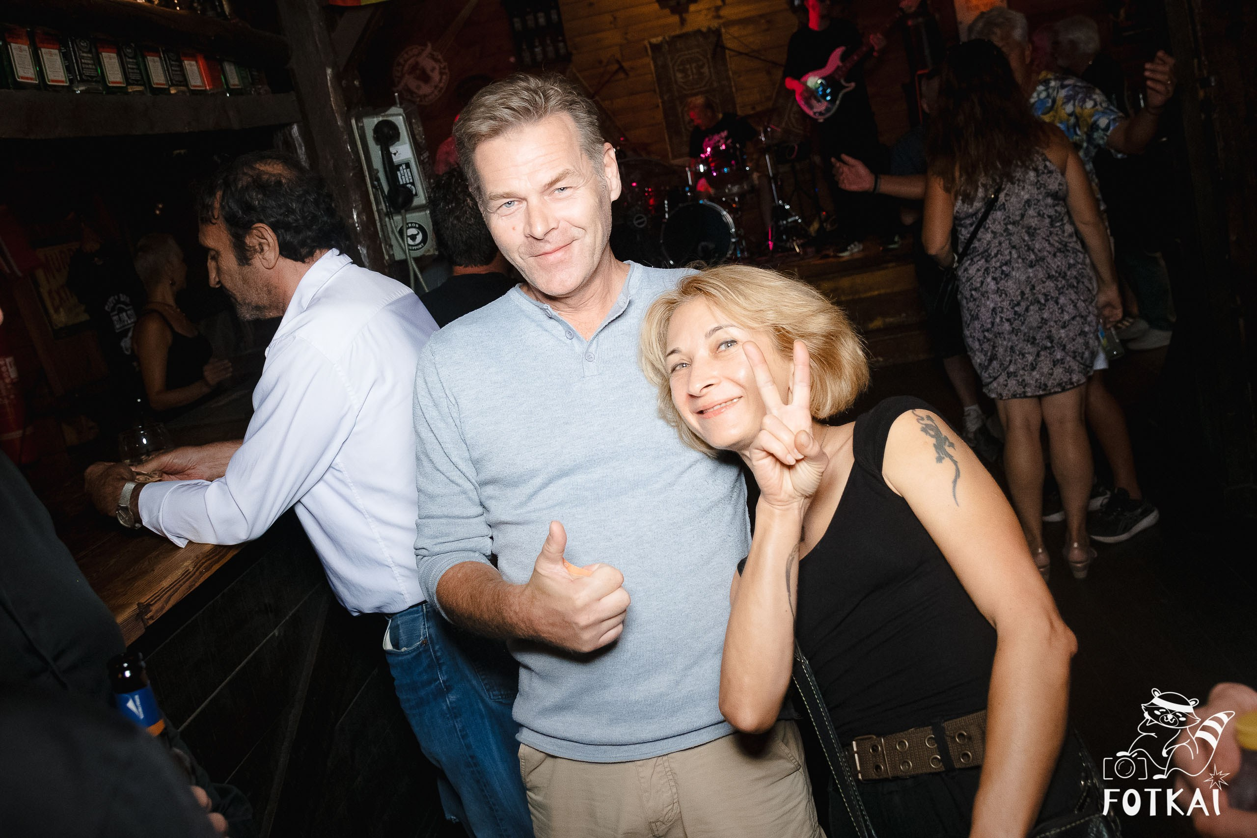 MonTorre Band en El Paso Rock Bar Torrevieja: Reportaje fotográfico 27.09.25 | FOTKAI