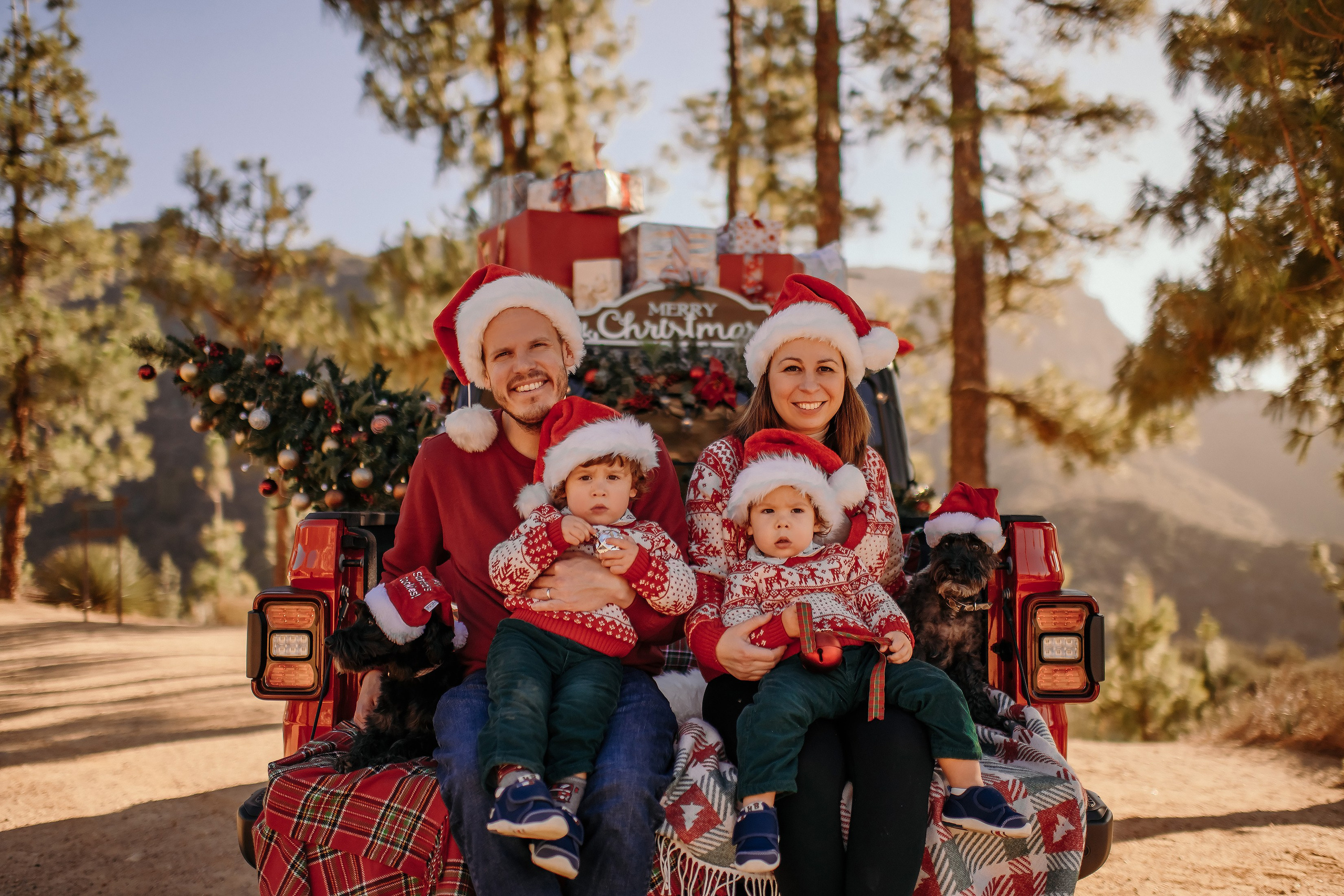 Big family. Wedding, maternity and family photographer in Charlotte Tasha Minn