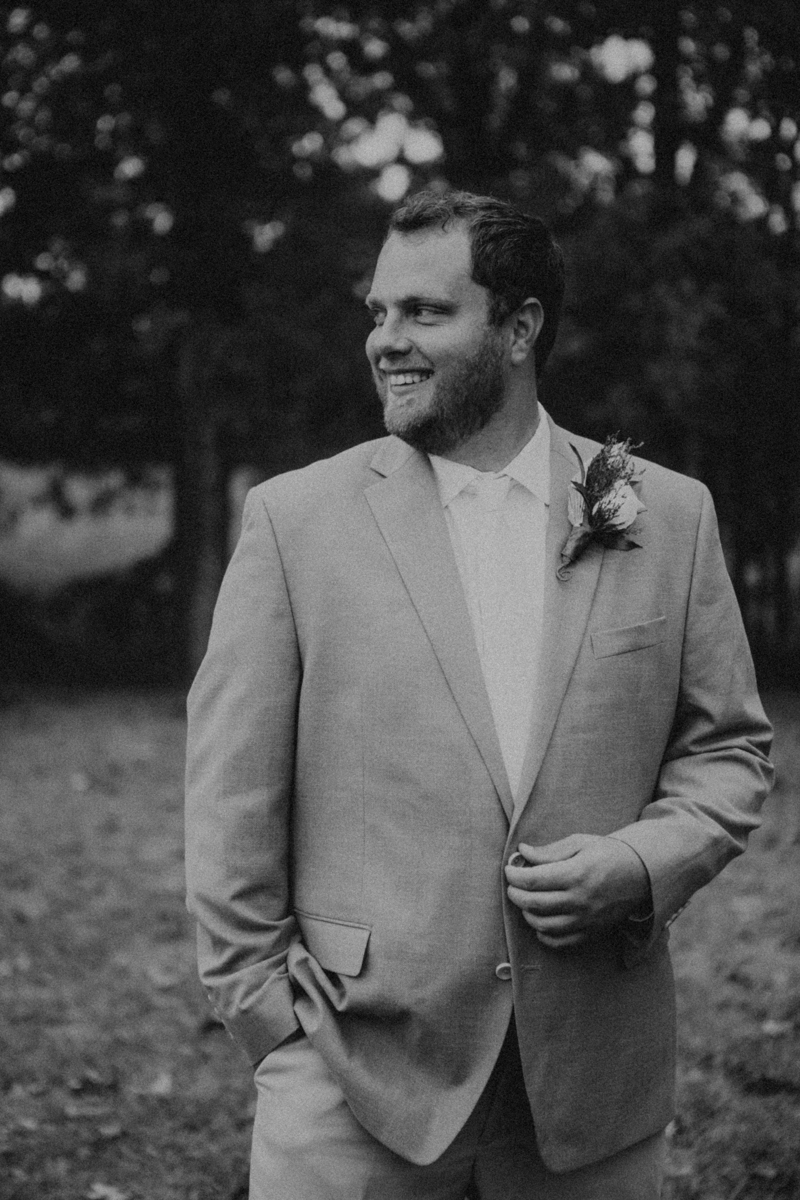 Blake & Jessi (KY). CAPTURED BY SHANKS PHOTOGRAPHY