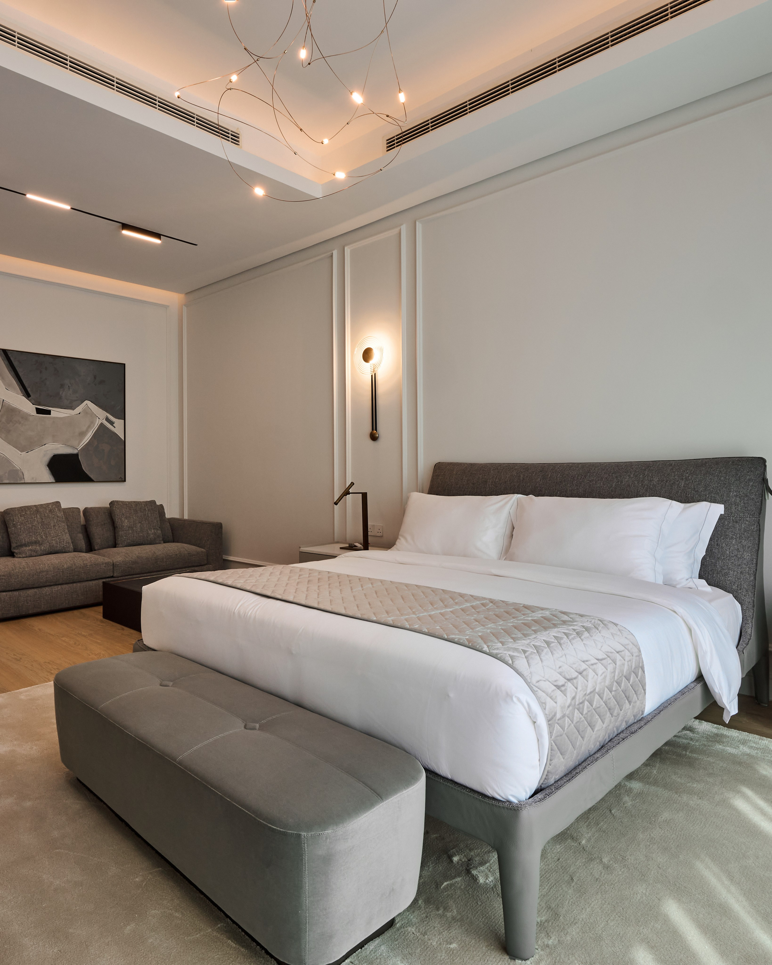 Luxury Villa Photography in Al Barari — Dubai Real Estate Portfolio. Hotel Photographer in Dubai — Interiors & Commercial by Oleg Novikov