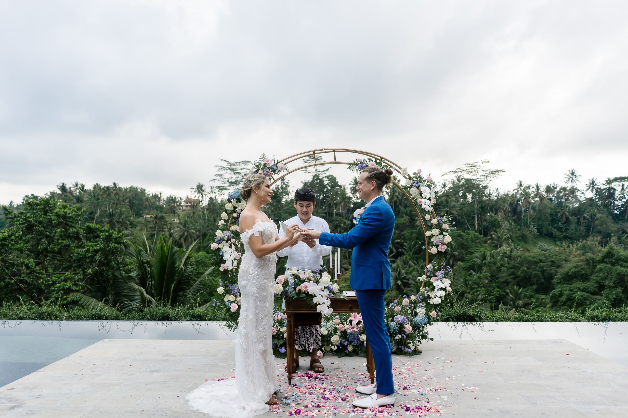 Jamie & Jordan. Female Photographer in Bali