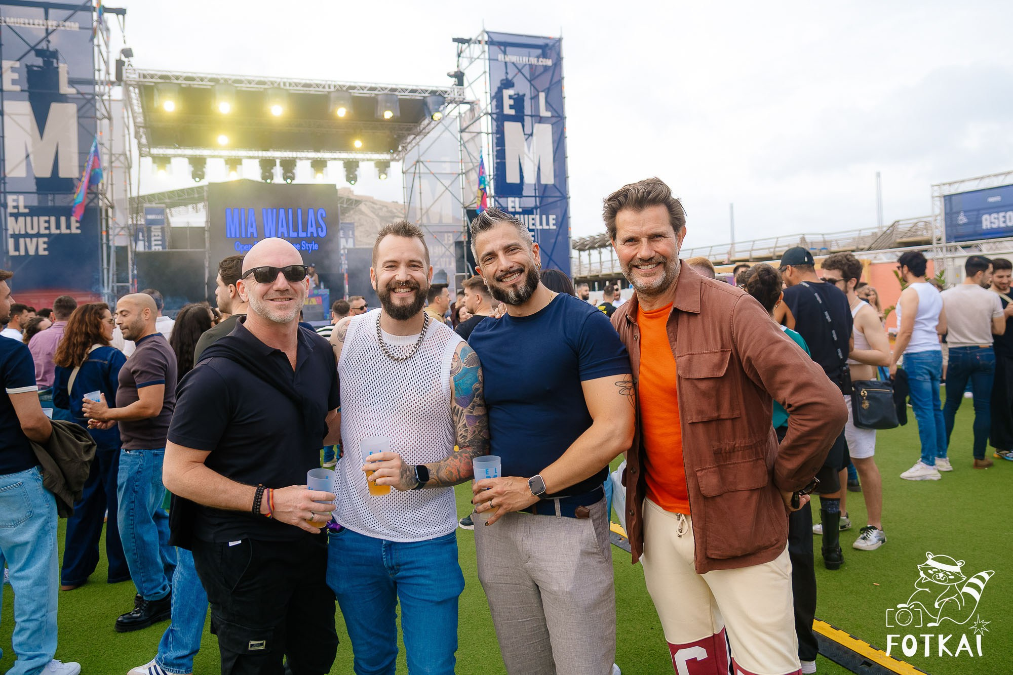 Cariña La Fiesta 2.0 — Fotos del evento en El Muelle Live, Alicante, 2026 | FOTKAI