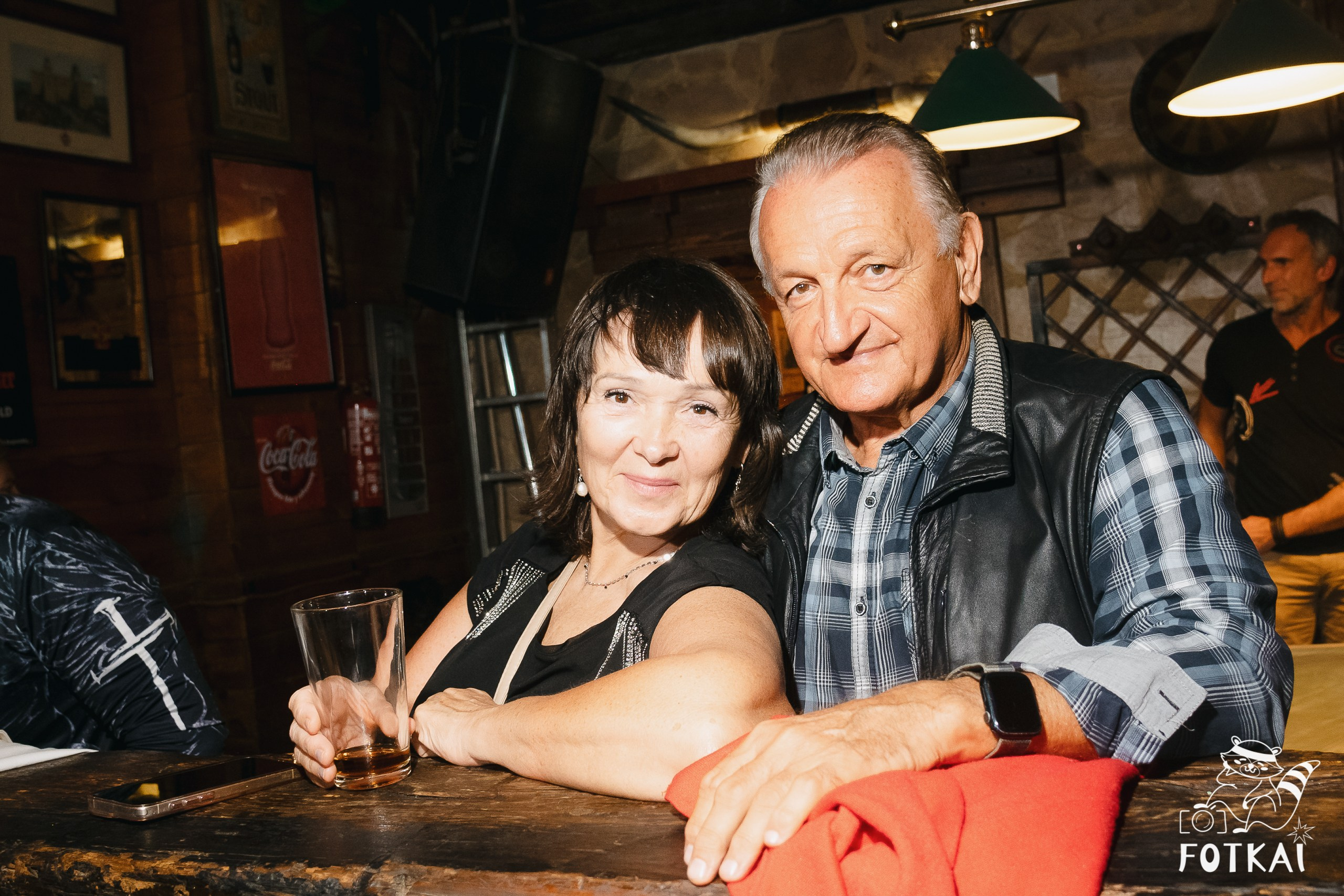 Фоторепортаж JAM Night в El Paso Bar, Torrevieja — живая музыка и атмосфера Коста-Бланки | FOTKAI