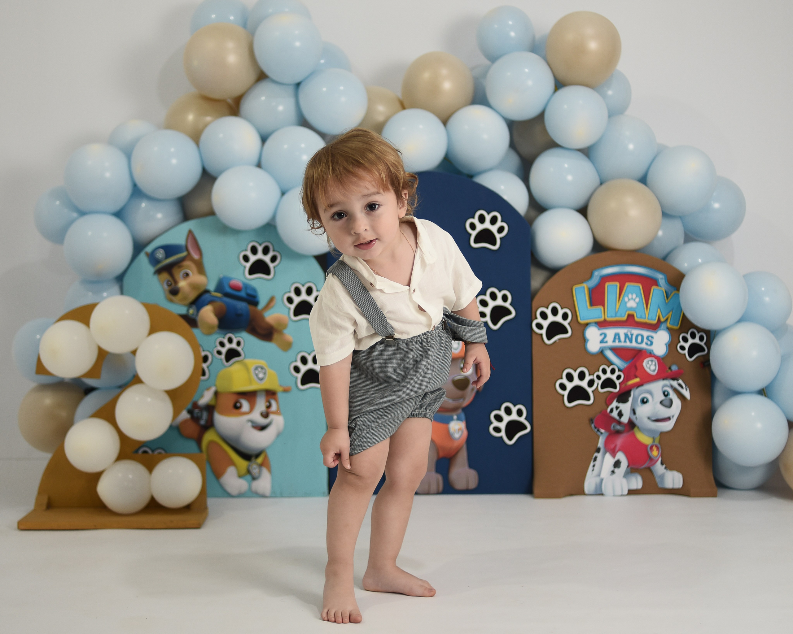 Liam 2do año. Temática Pou Patrol. Fotografo de casamiento en misiones y fotógrafo de familia  Posadas