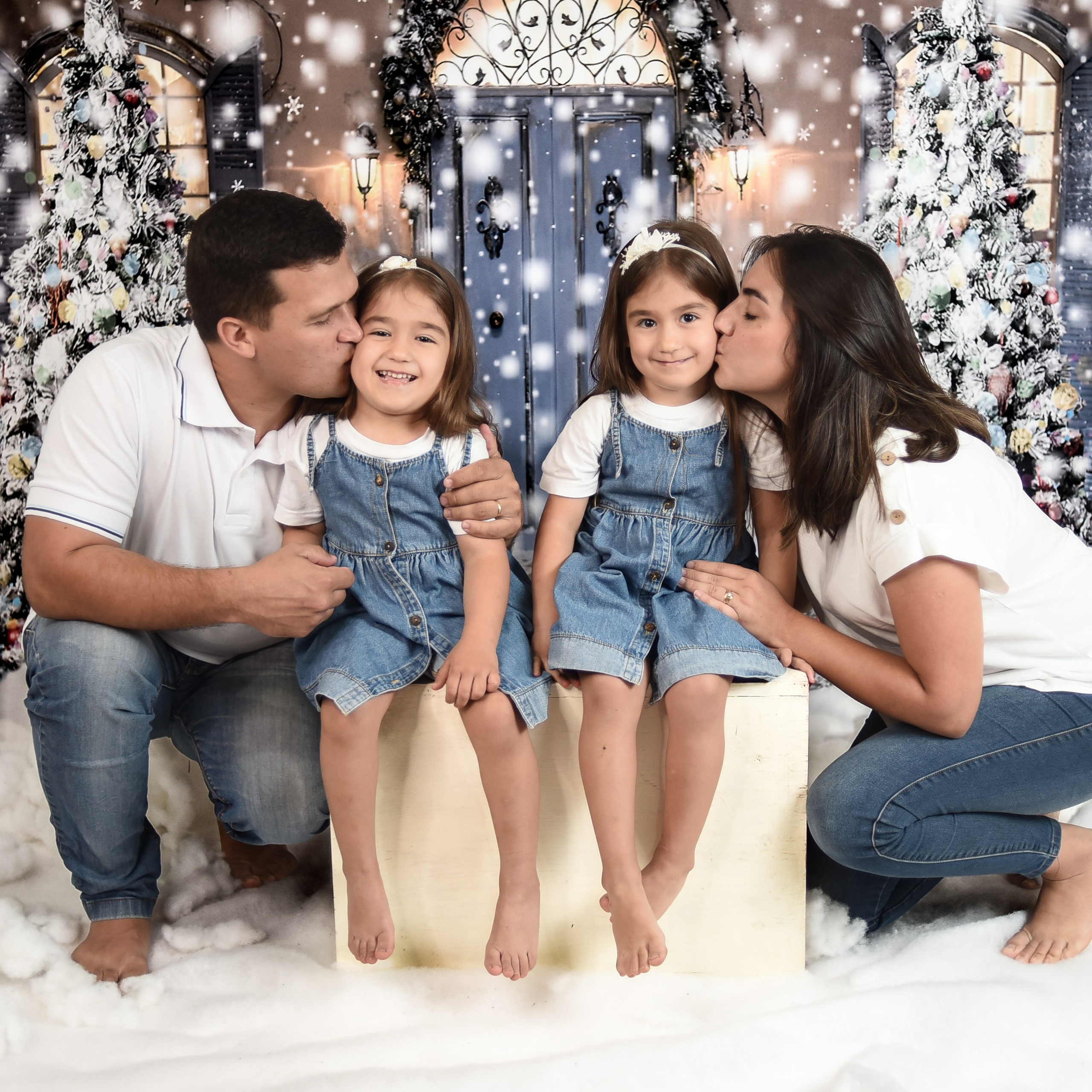 Sesión Navideña de Ariana y Martina. Fotografo de casamiento en misiones y fotógrafo de familia  Posadas