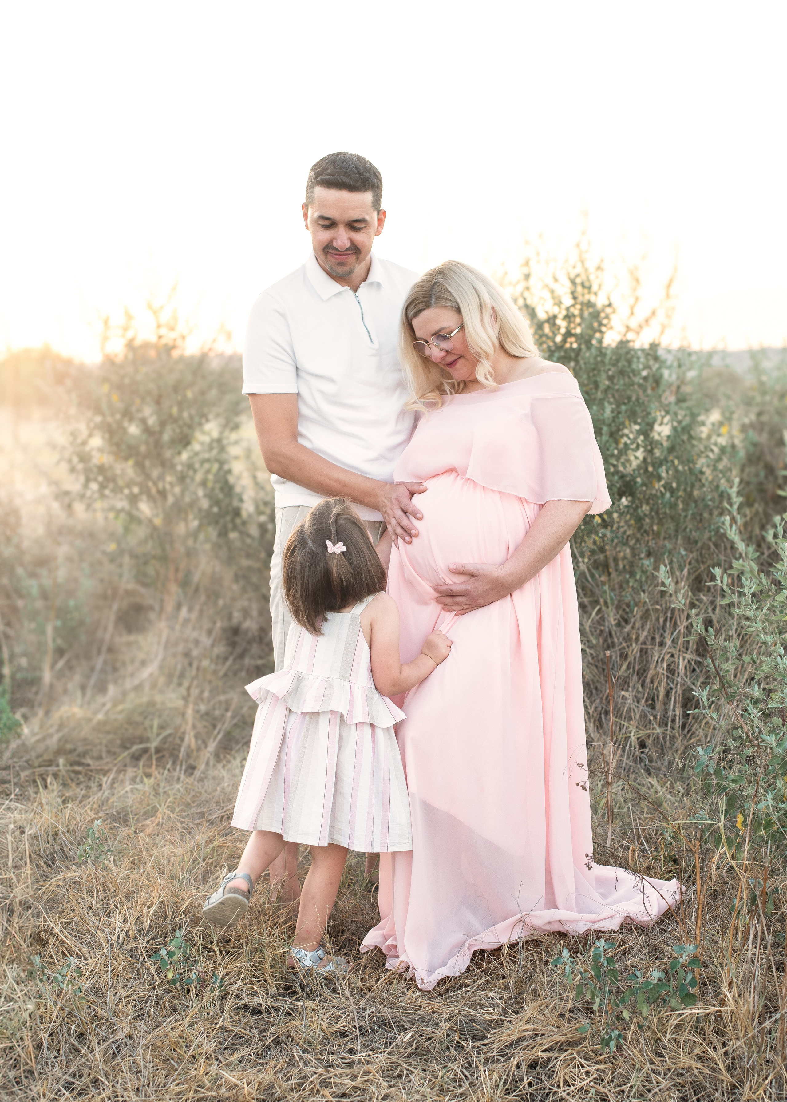 Maternity Portraits “Waiting for you”. Children, family and event photographer Mirjana Zdravkovic