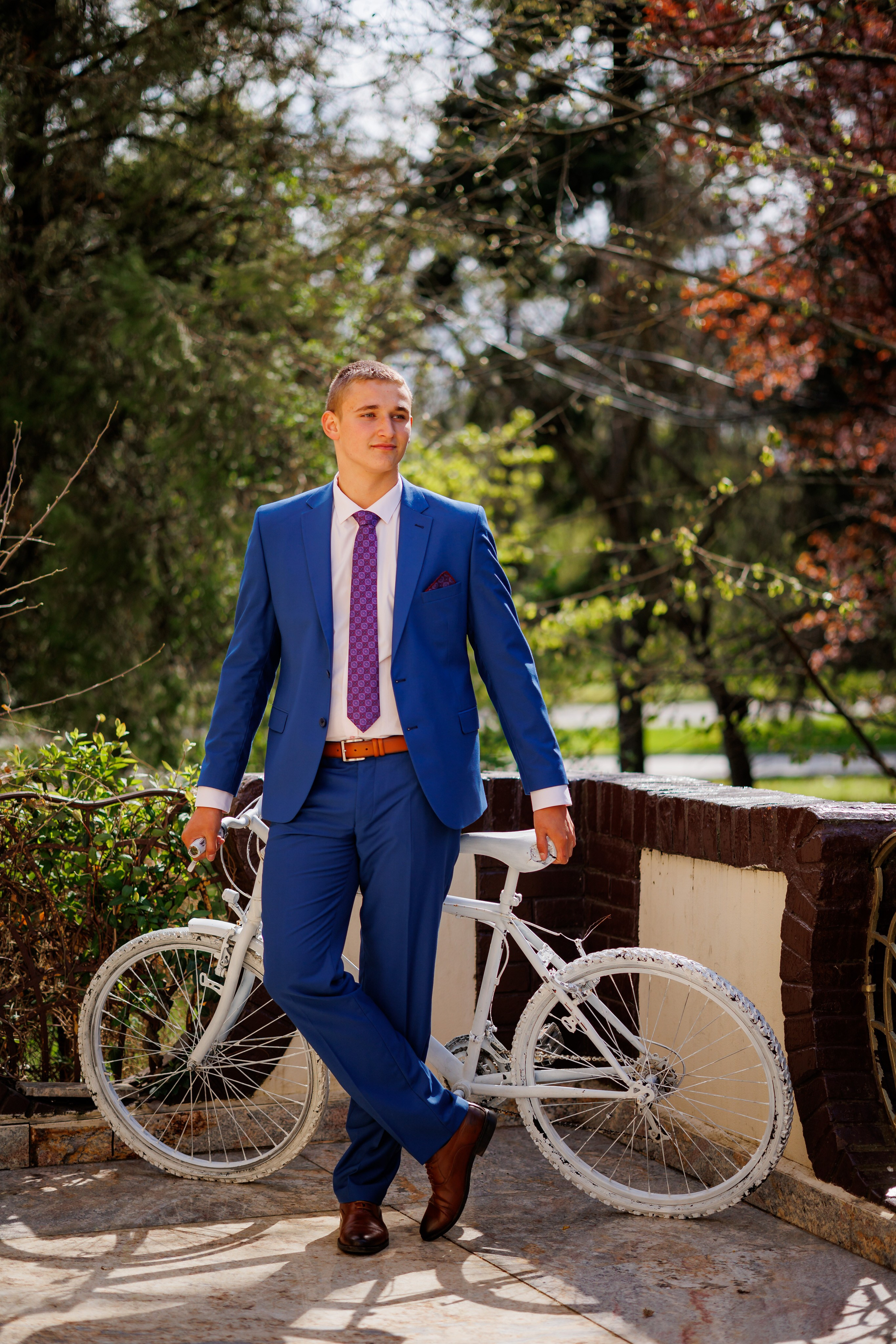 Domeniul Lupaș 200 lei/ toată clasa. Trendy Albums