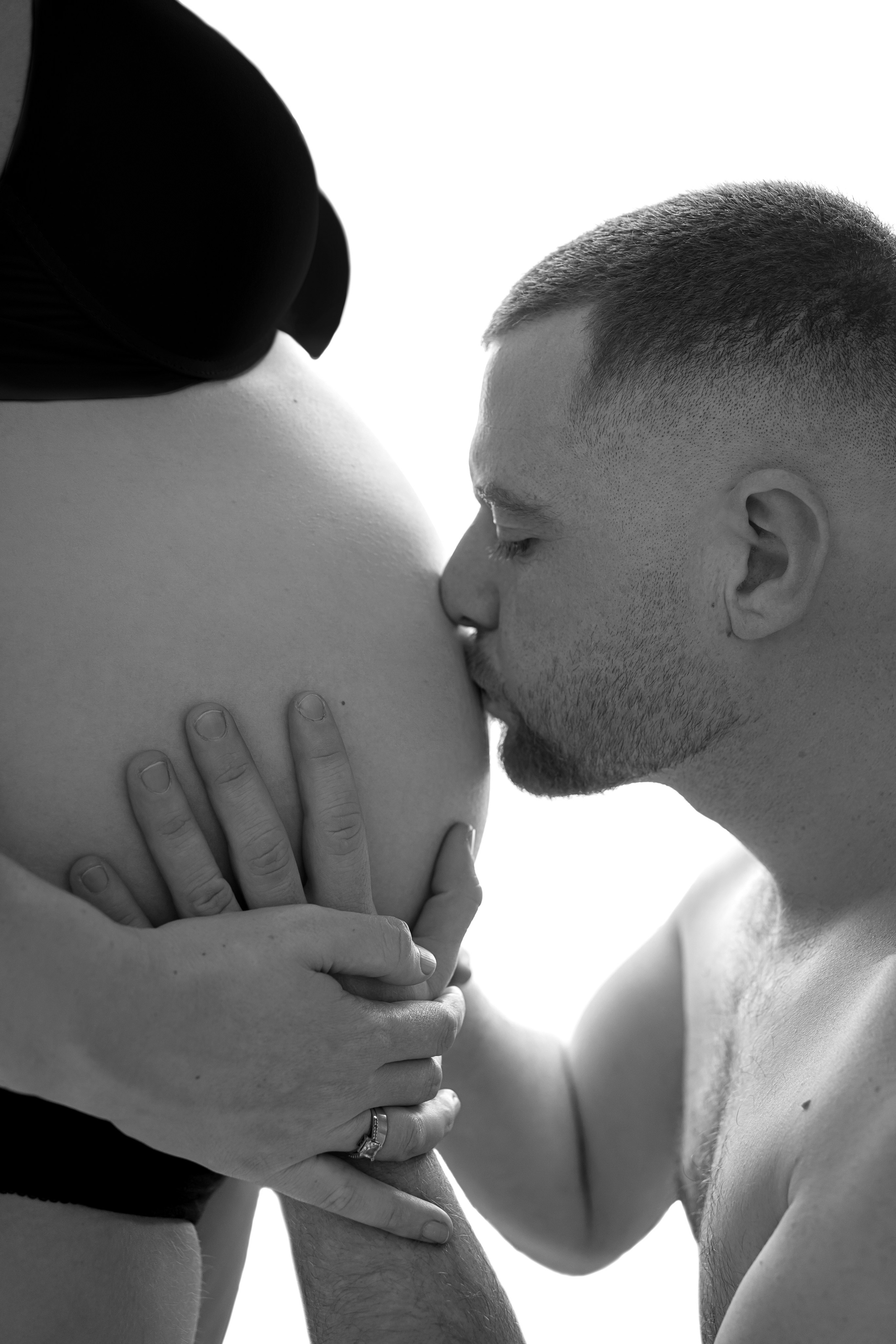 Babybauchshooting in Berlin – Elegant & Natürlich