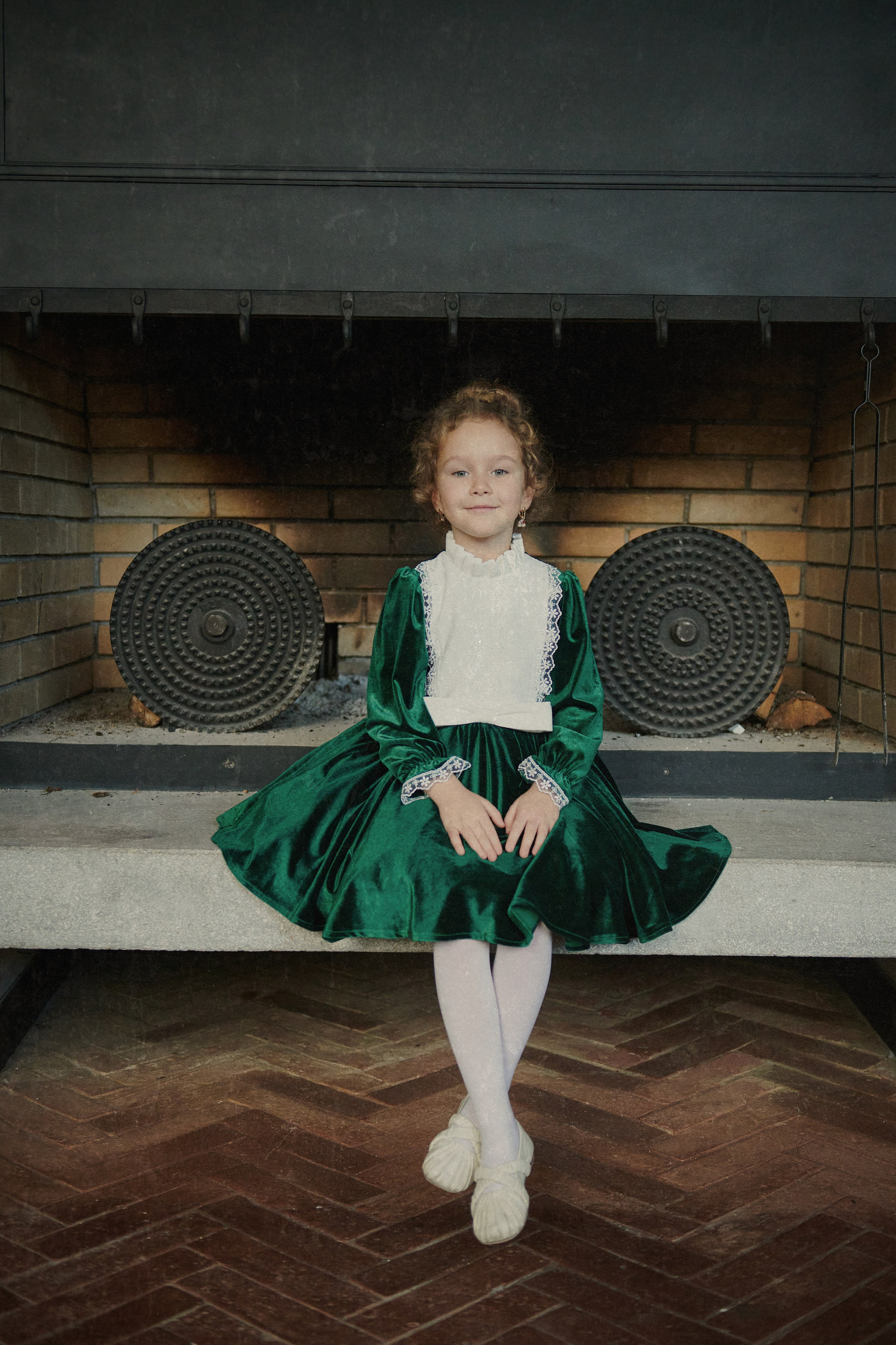 Little Aristocrats. Minimalist brand photographer & videographer | Raw sincerity. Pure Form