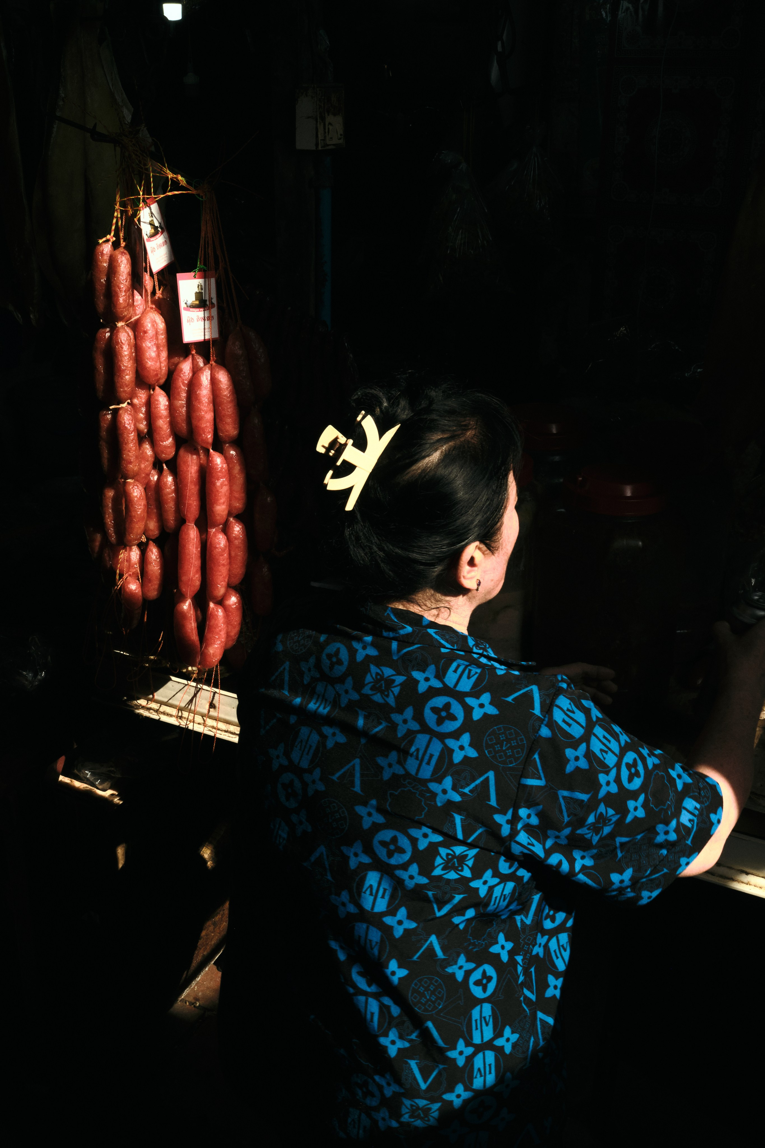 Street. Petr Nabutov. Portrait photography, Cambodia