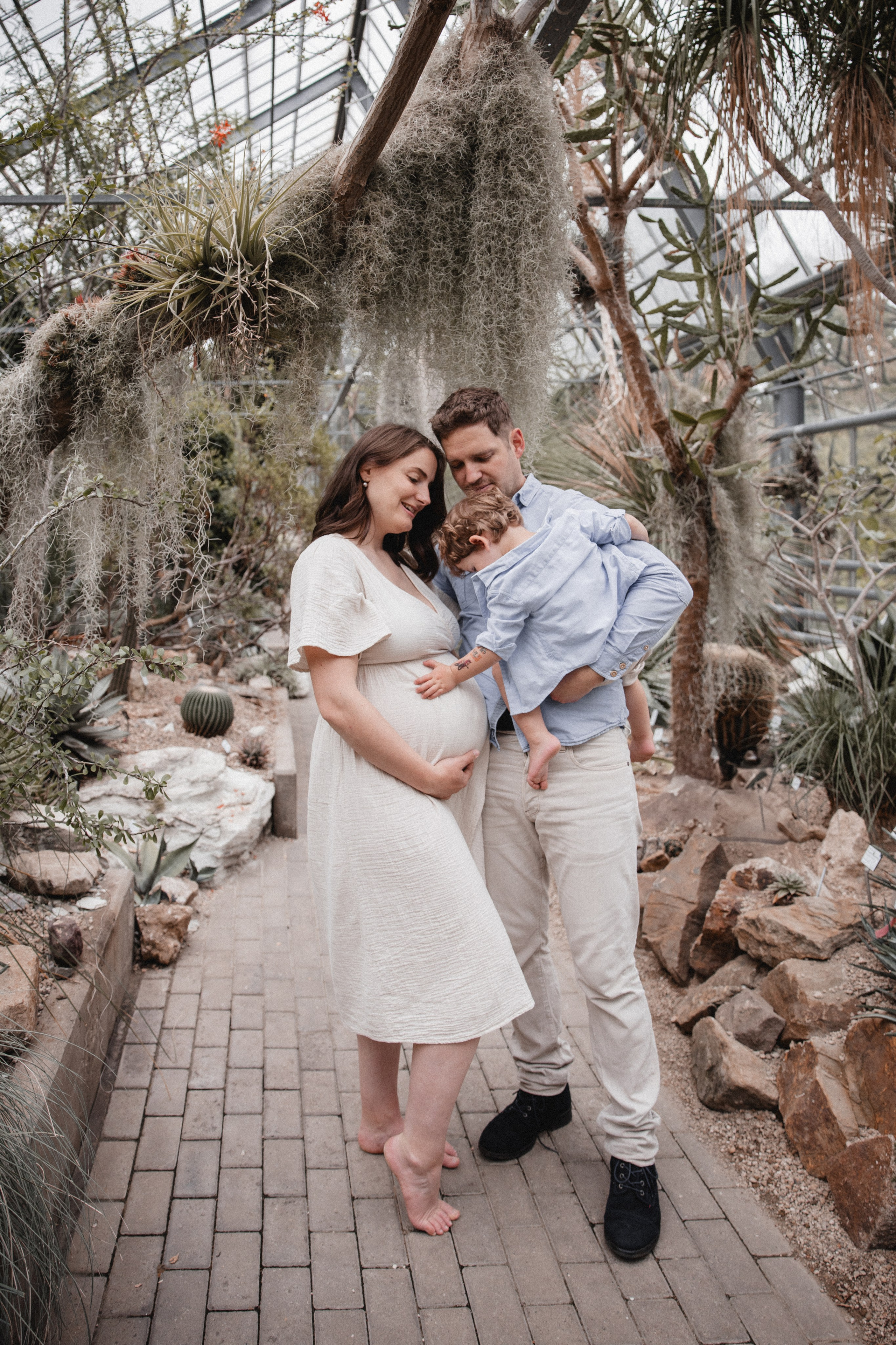 Babybauch Shooting im Botanischen Garten Bochum | Reiche Fotografie. Hochzeitsfotografin Bochum | Halyna Reiche Fotografie NRW