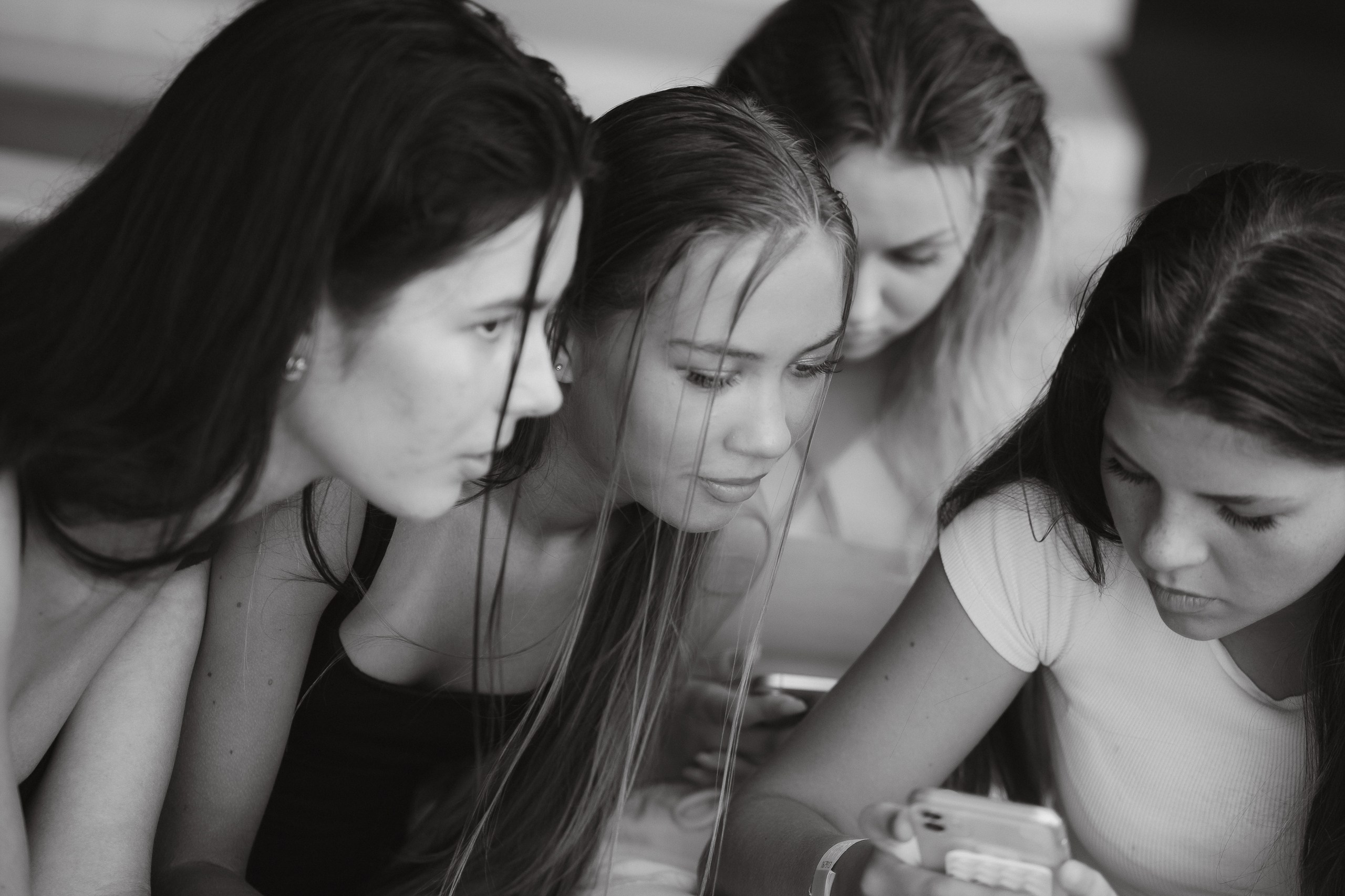 Preparación del backstage de una marca en un desfile de moda en Torrevieja — Fotógrafo de backstage Andrey Lukovnikov