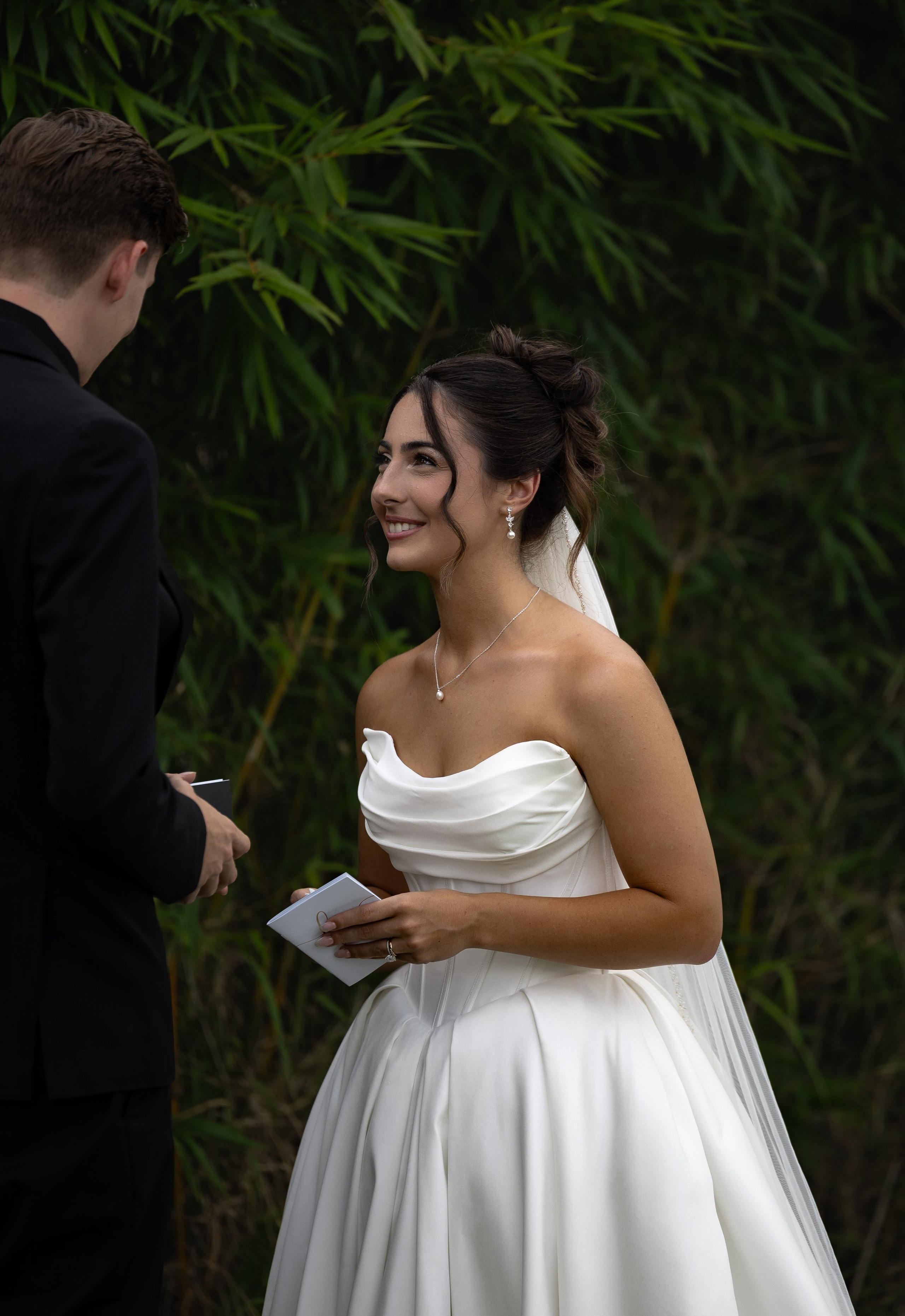 Alexsa and Robert. Ever After Farm Peach. Photographer Anastasia Nagibina
