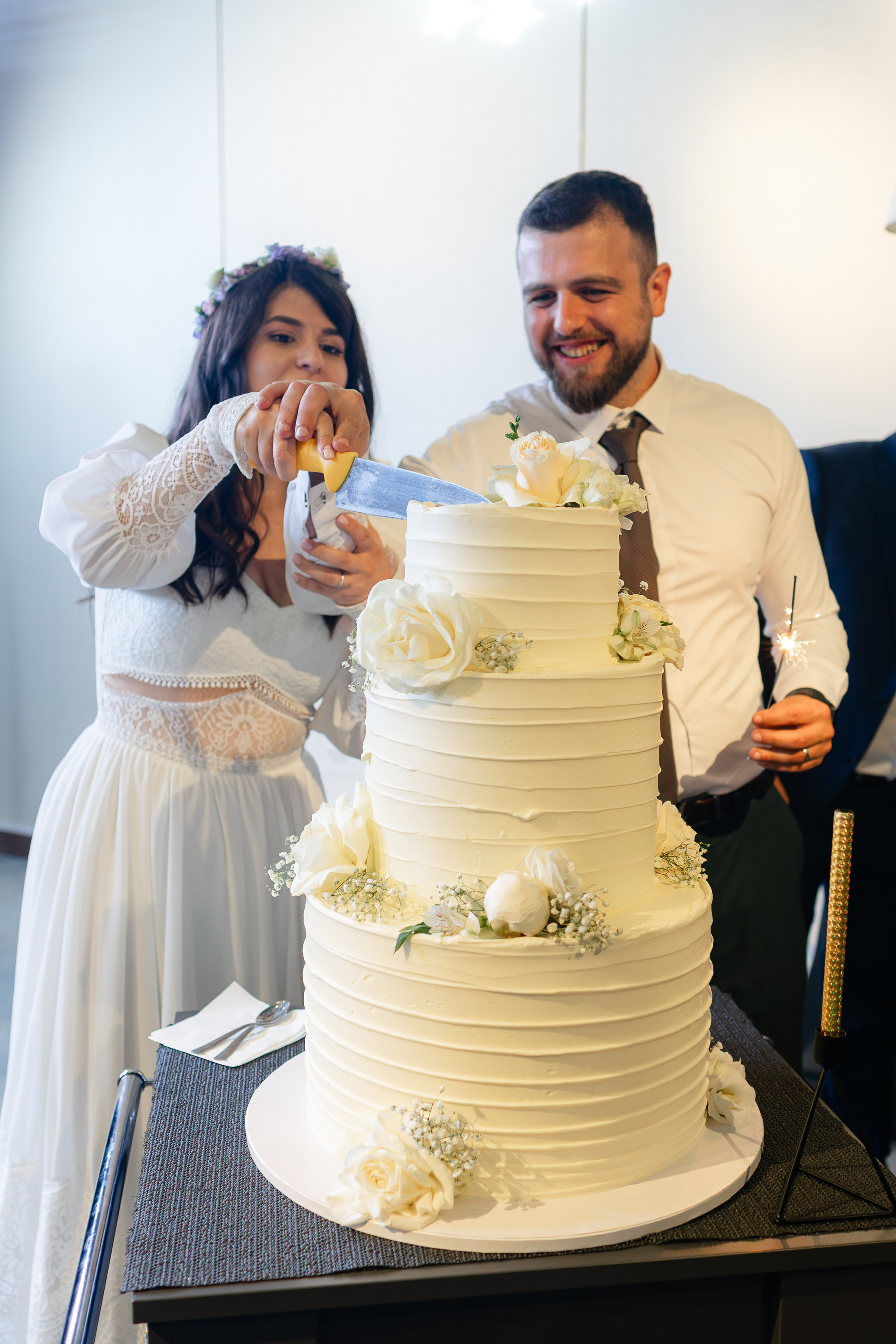 Flori & Cosmin. Main