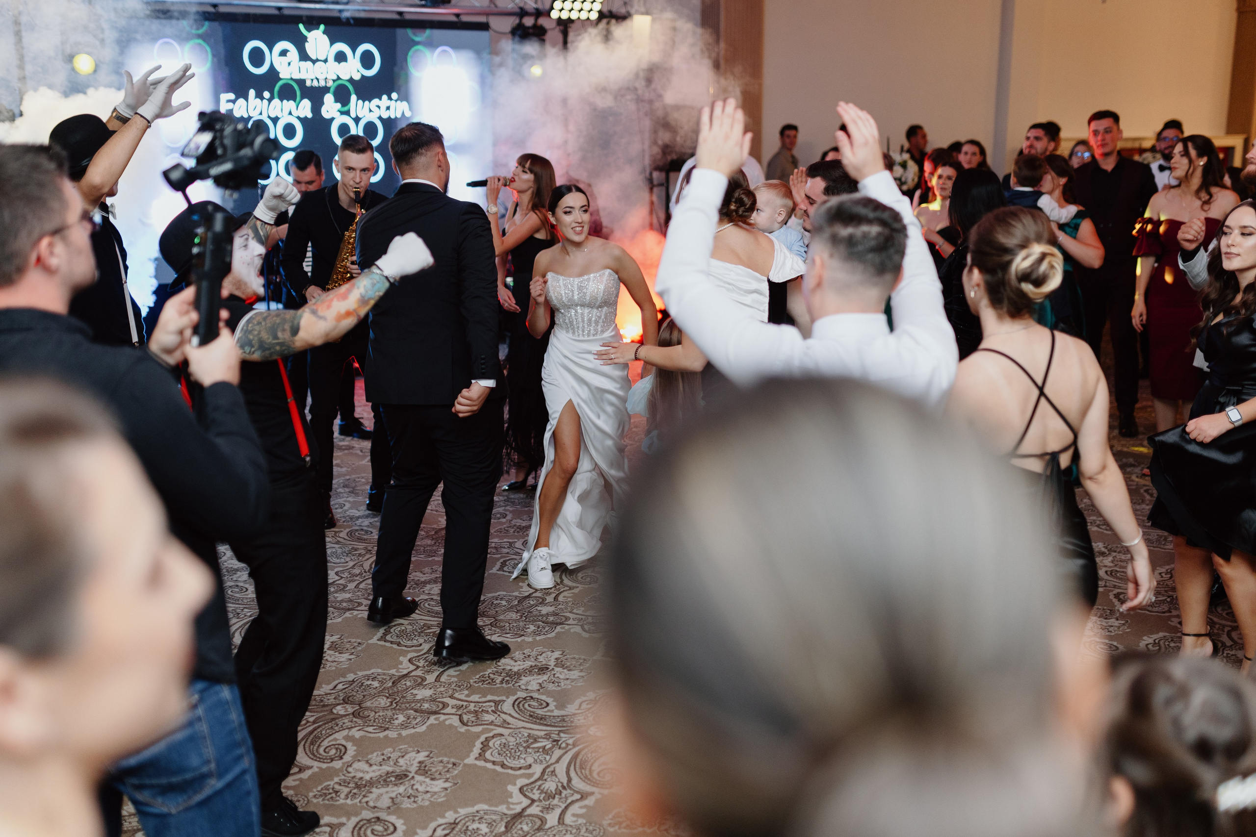 Iustin & Fabiana. Main