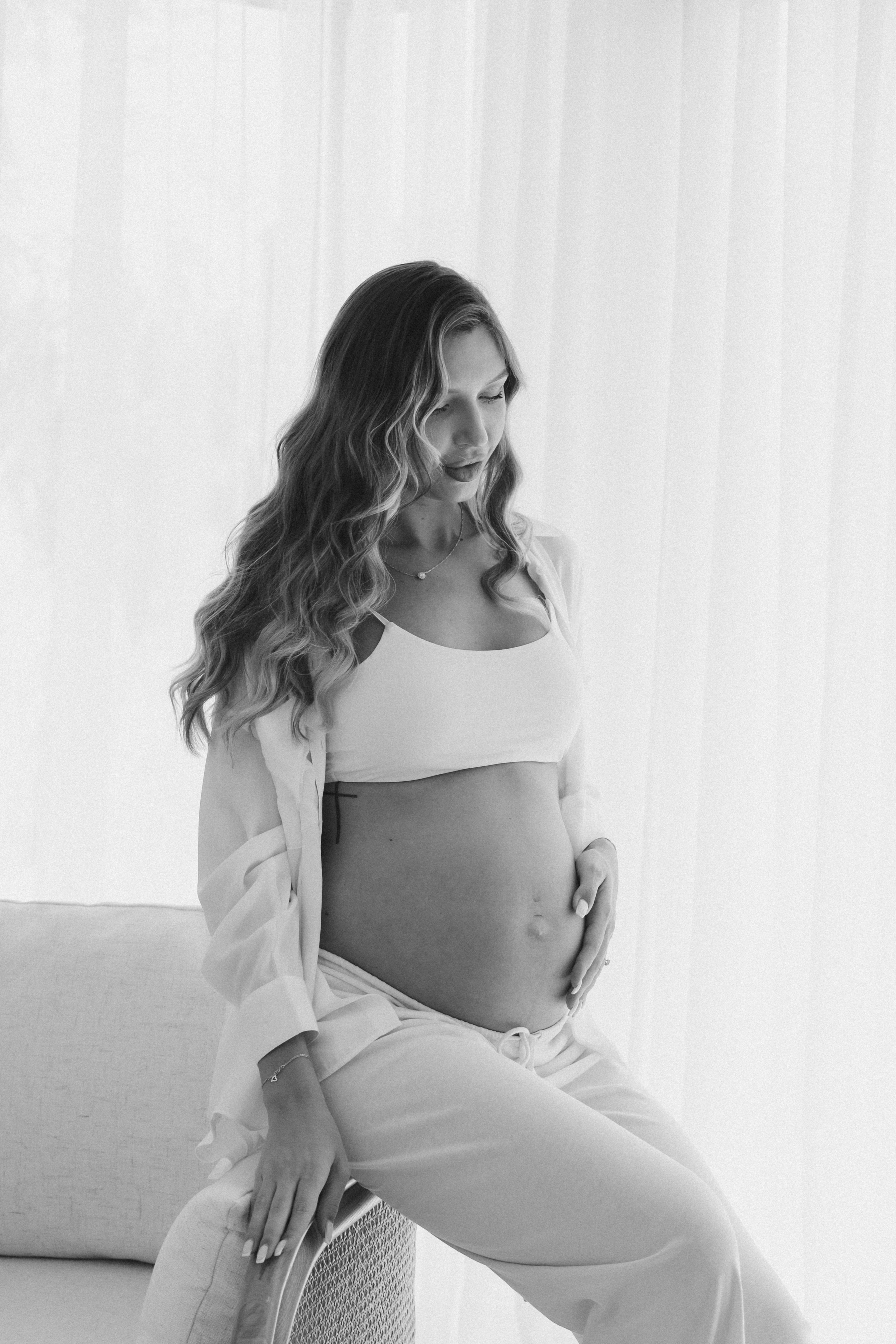 Maternity. Family Photographer in Dubai