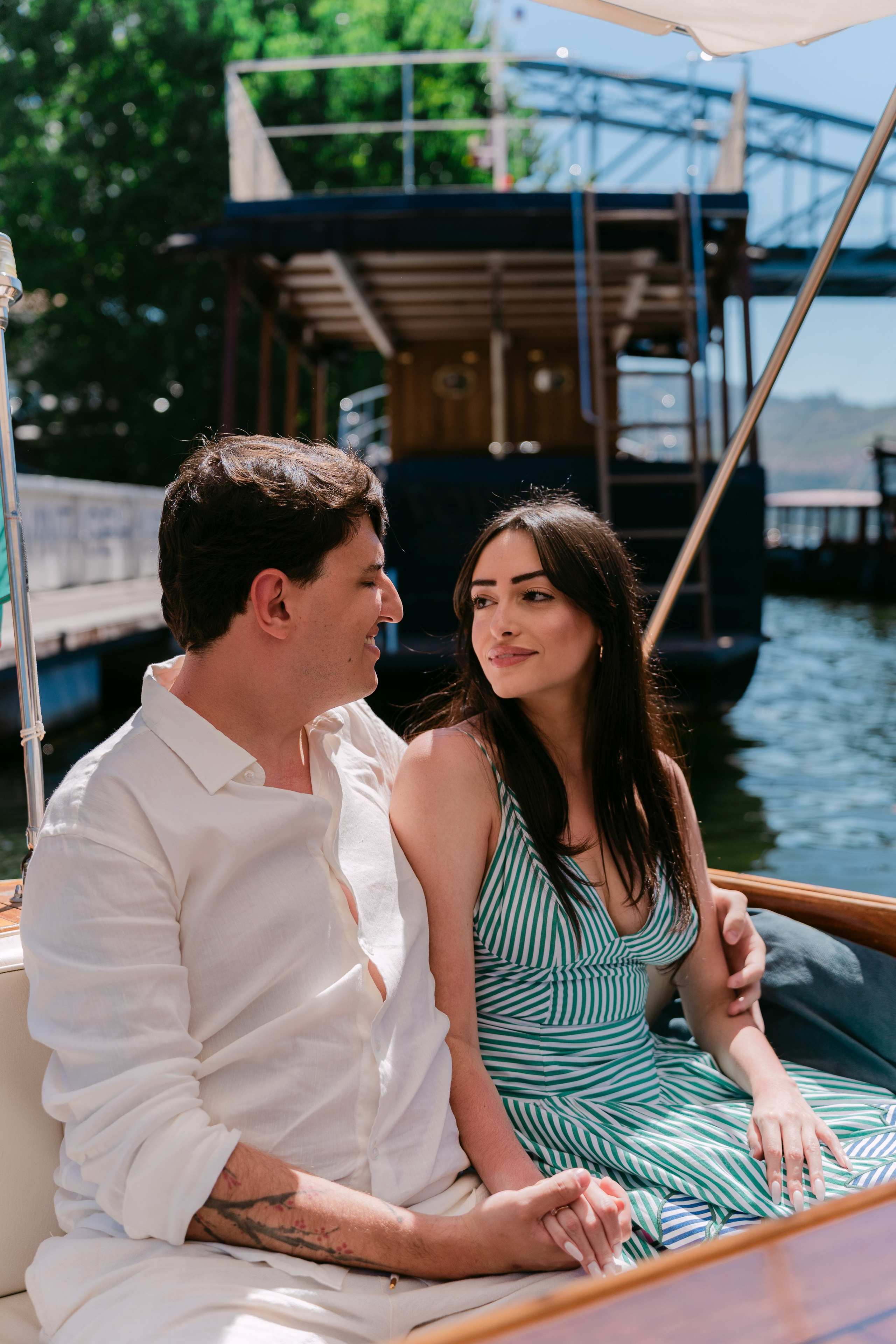 Wedding Proposal at Douro Valley — Arthur & Ana. Wedding & destination wedding photographer in Porto, Portugal — Davi Valente | Lisbon, Douro Valley, Rome, Tuscany & Lake Como