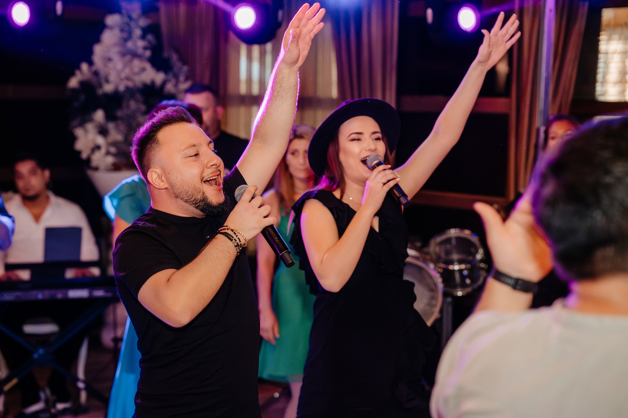 Larisa Ioana. Raw Studio. Fotograful tau de nunta!