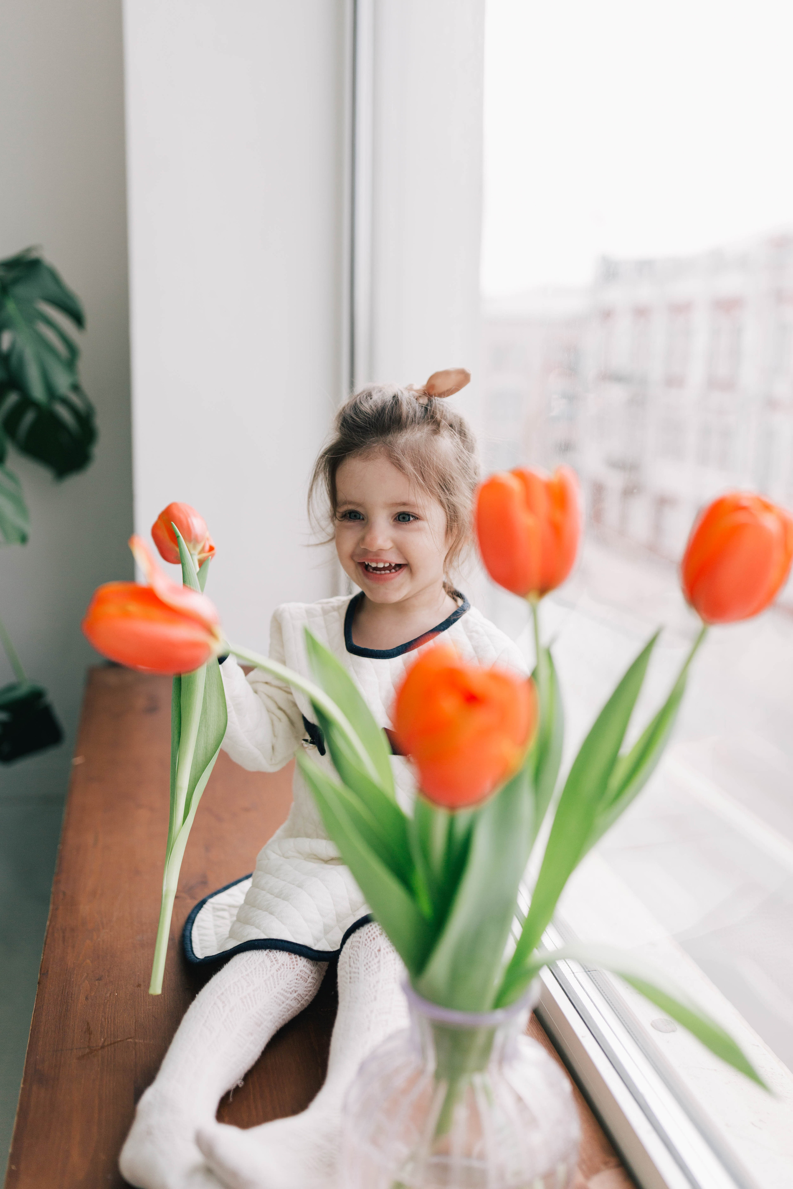Birthday girl. Photographer Rouen, France
