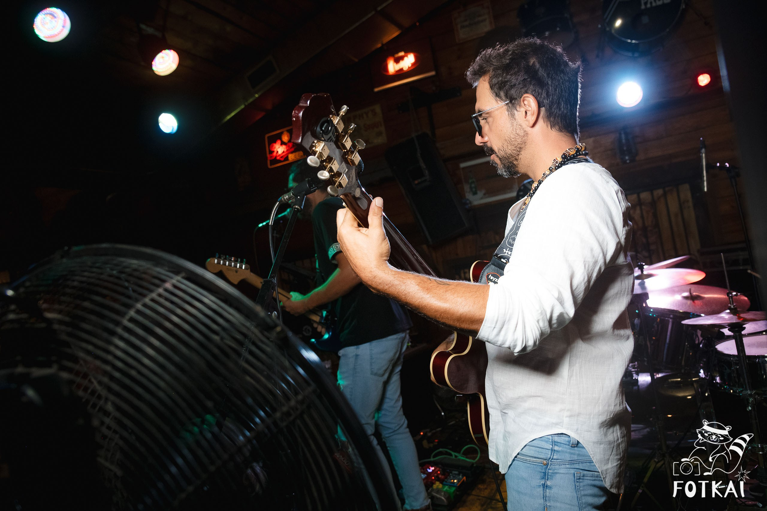 Stones of the Coast en El Paso Rock Bar Torrevieja: Reportaje fotográfico 20.09.25 | FOTKAI