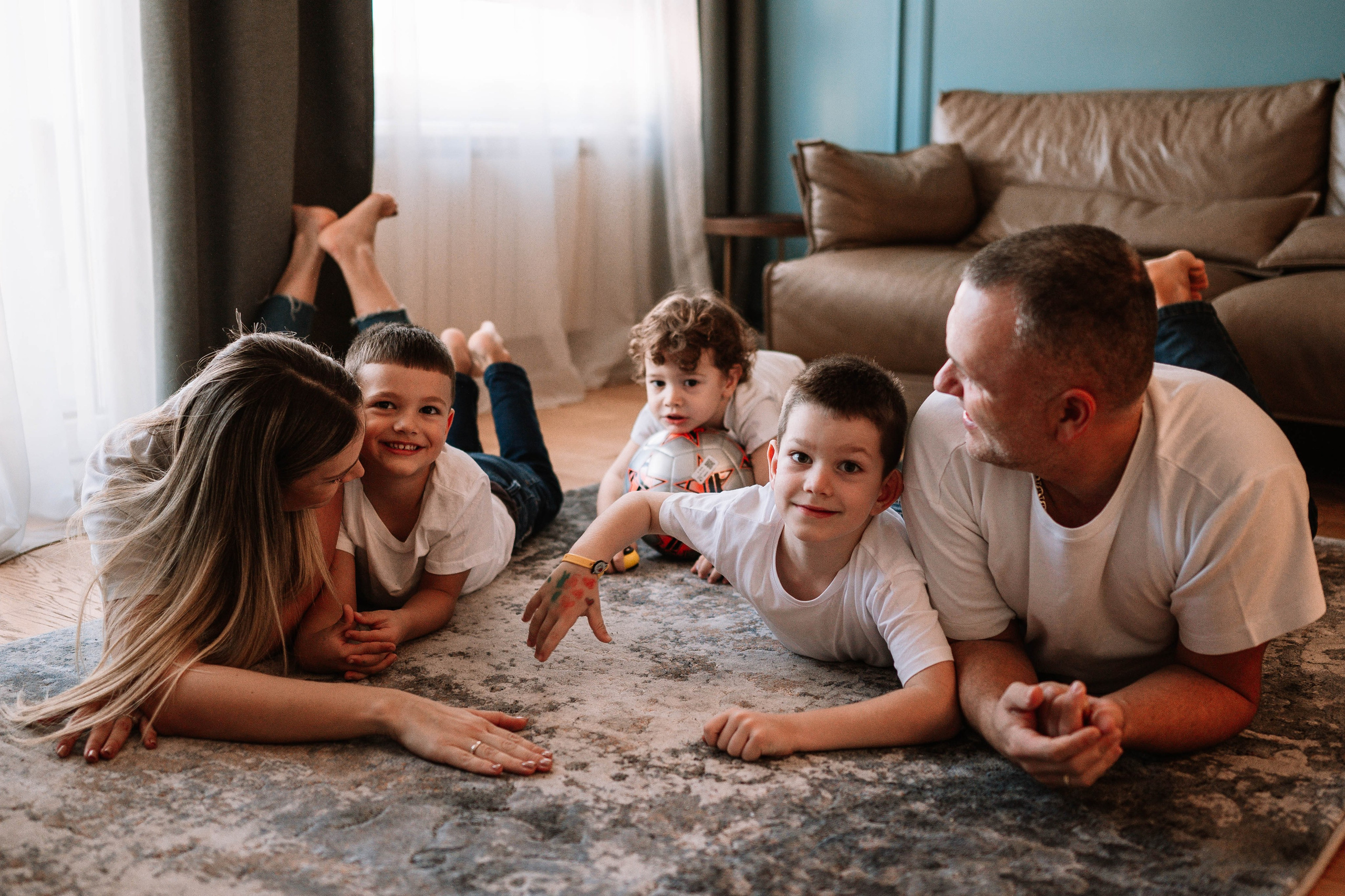 Bojana, Nikola, Aleksa, Veljko i Marko / porodično fotografisanje. Dečiji i porodični fotograf