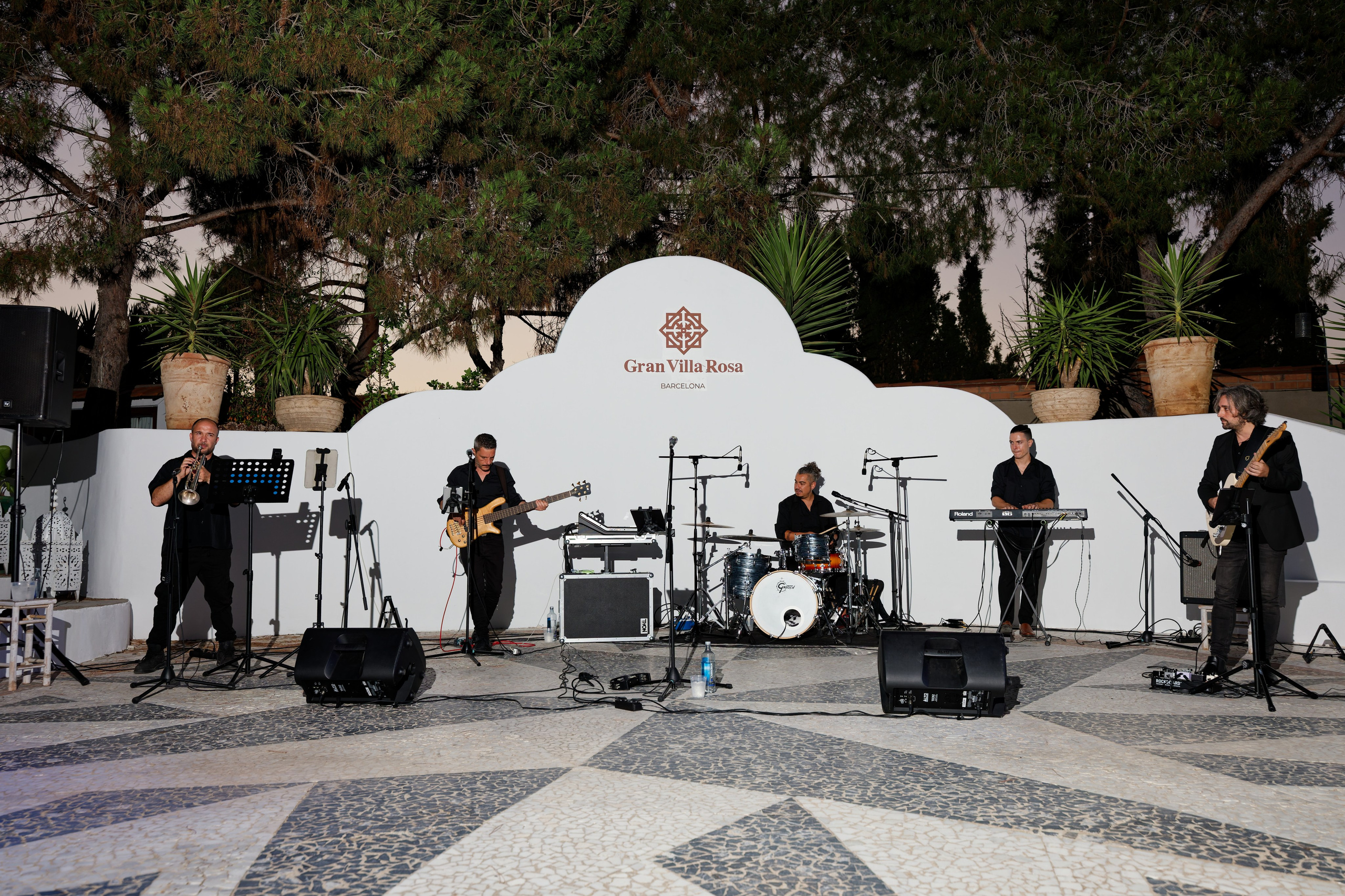 Wedding of Gracie & Joe at Gran Villa Rosa, Barcelona