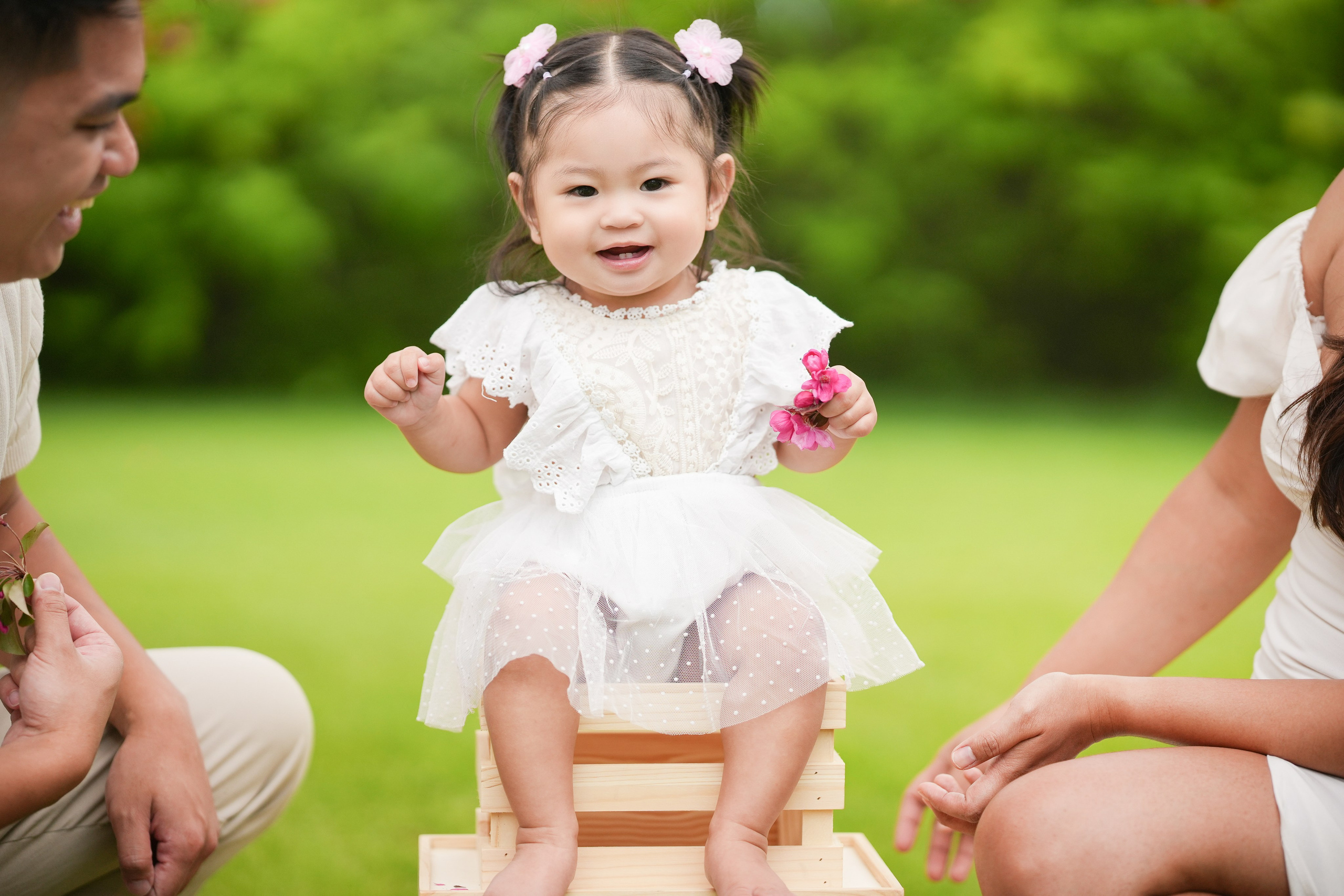 Spring Photo Day. Pashynska Photography | Calgary Wedding & Family Photographer