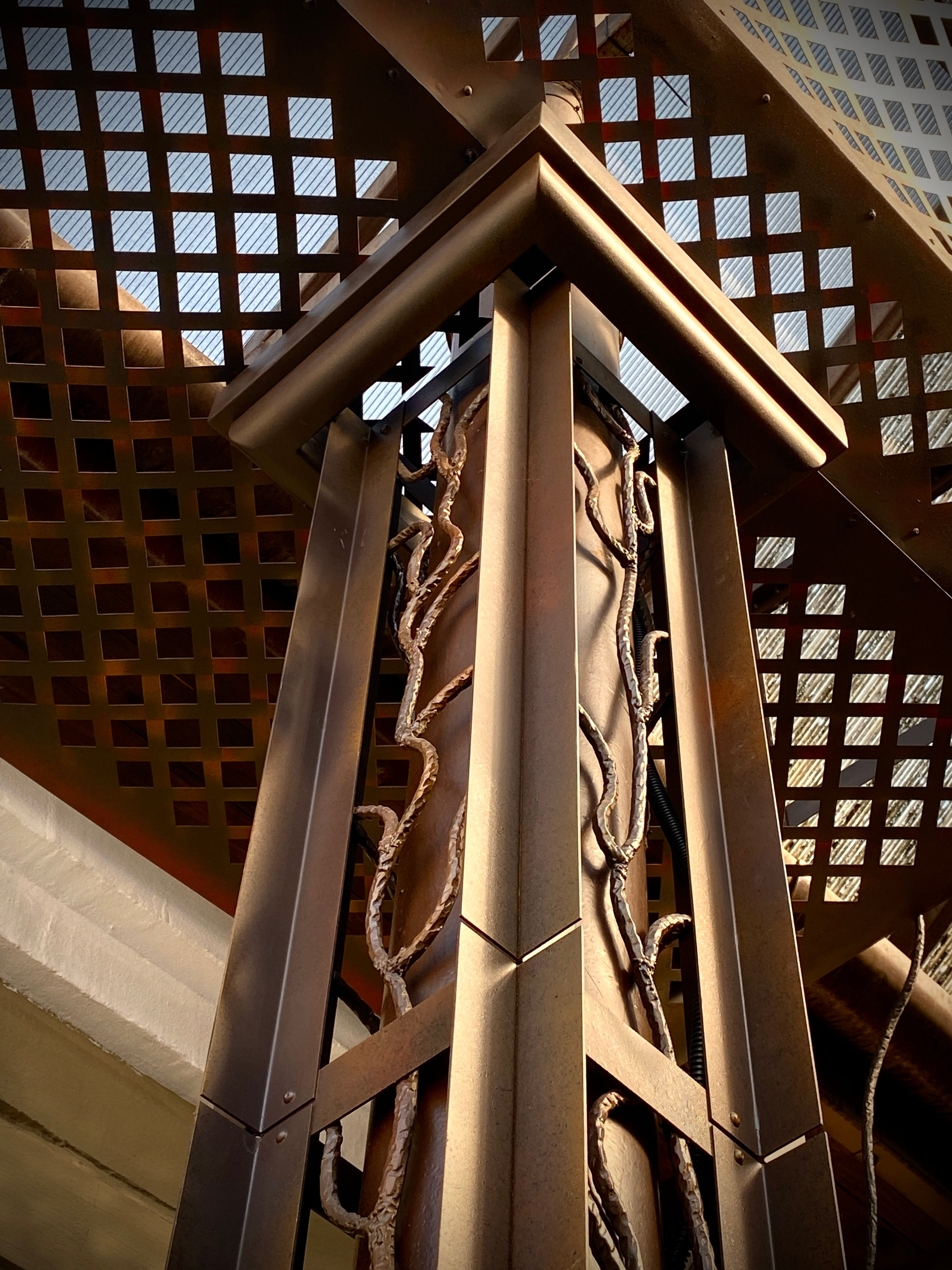 Коммерческие проекты Марии Тарлецкой. Скульптор кузнец Мария Тарлецкая