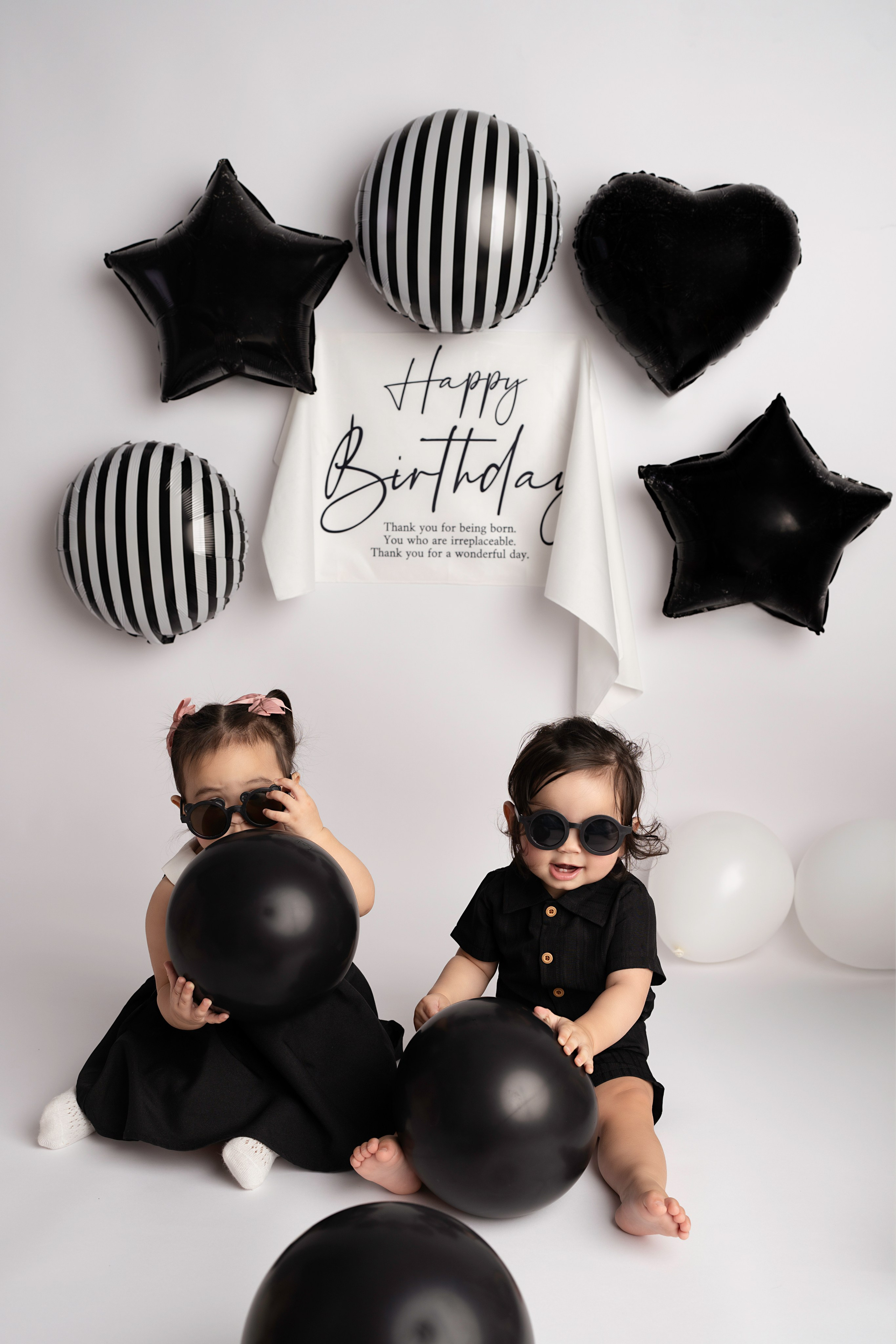 CAKE SMASH PHOTOGRAPHY. Newborn, Sitter and Cake Smash Photographer in Doha, Qatar