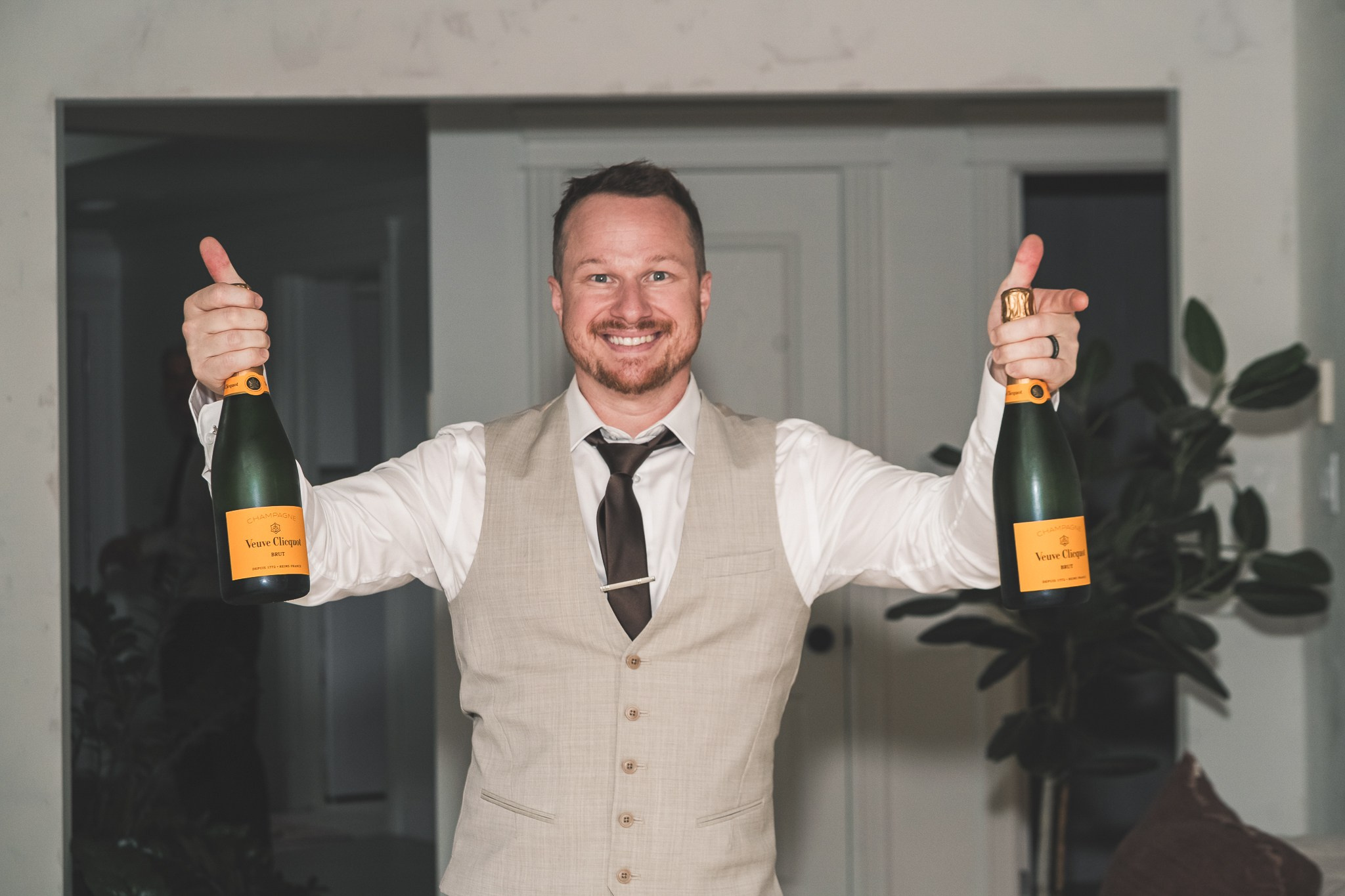 Elegant & Emotional Wedding Photography in Toronto | Madhurina Photography. Madhurina photography