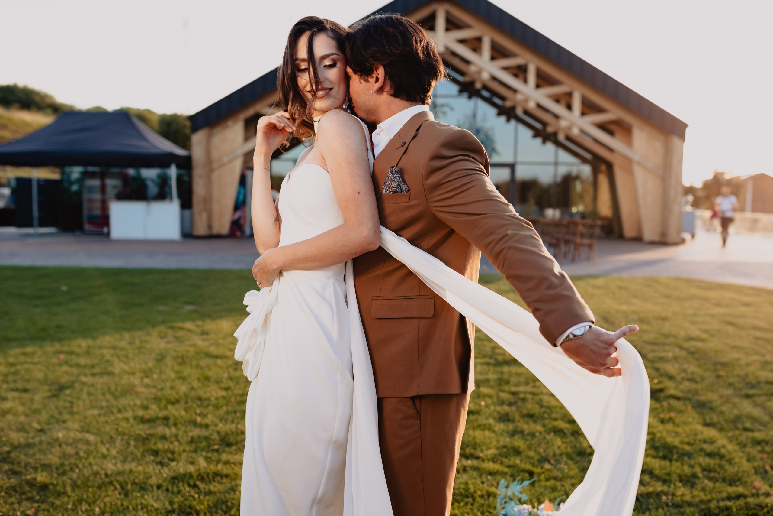 This could be your wedding day. Fotograf de nunta — documenting your love story with a touch of editorial — wedding photographer