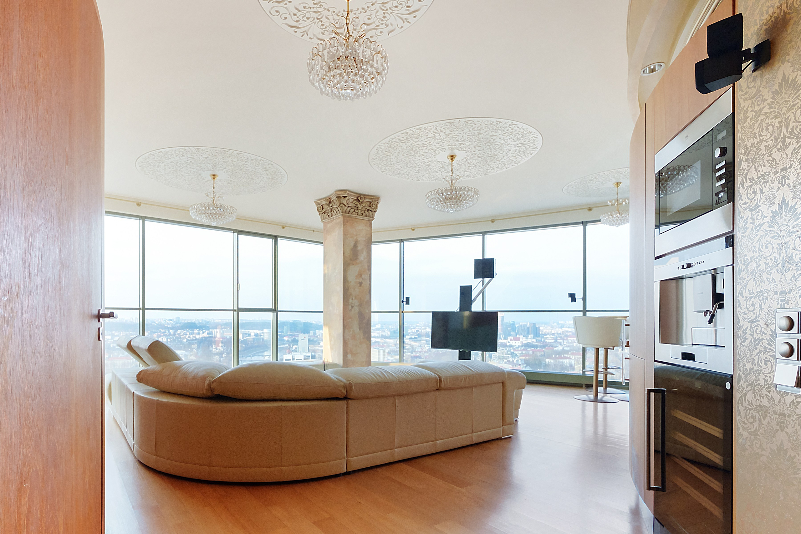 Savanoriu g. 1. Elina Sapiega fotografė Vilniuje