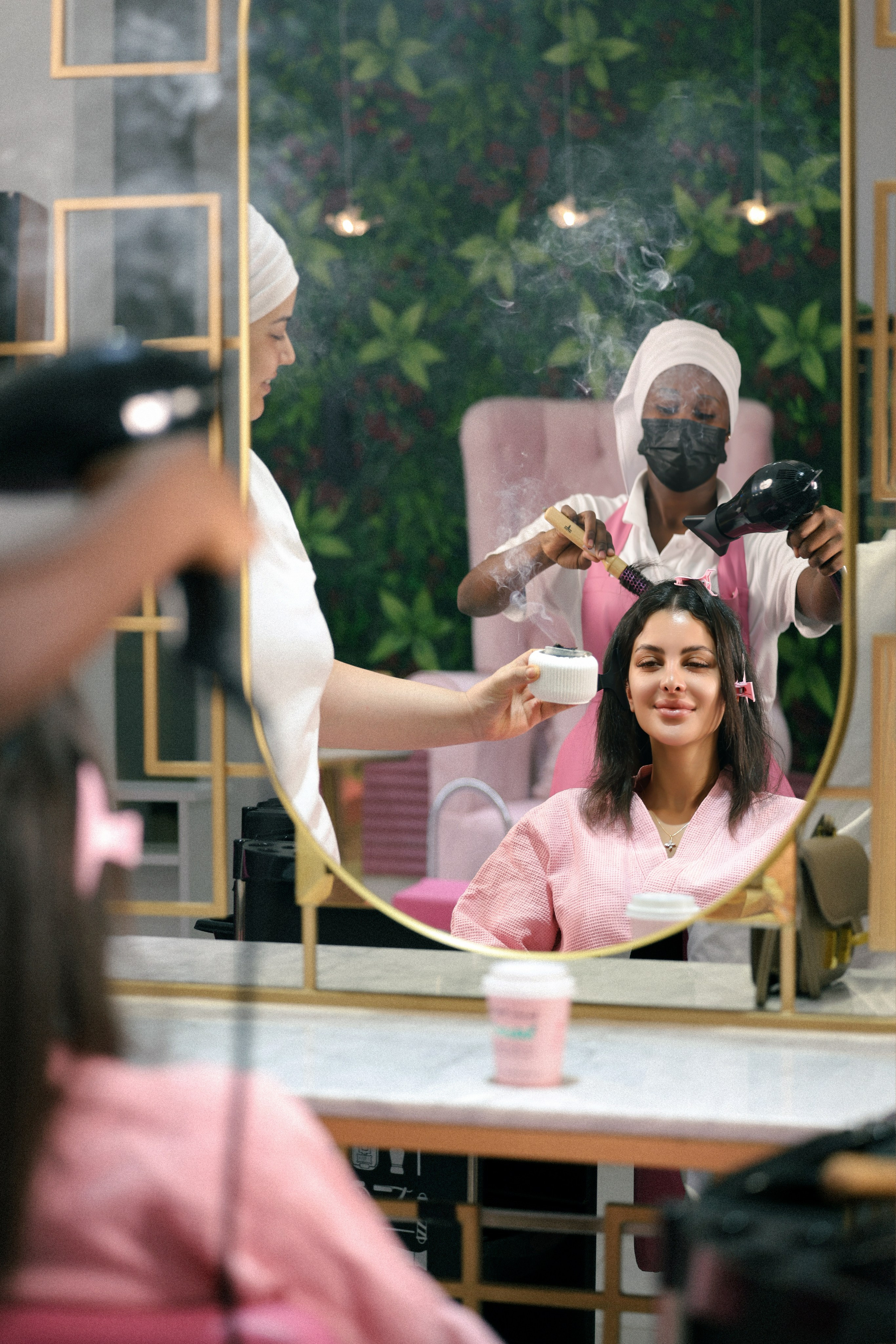 Salons. InHype Studio