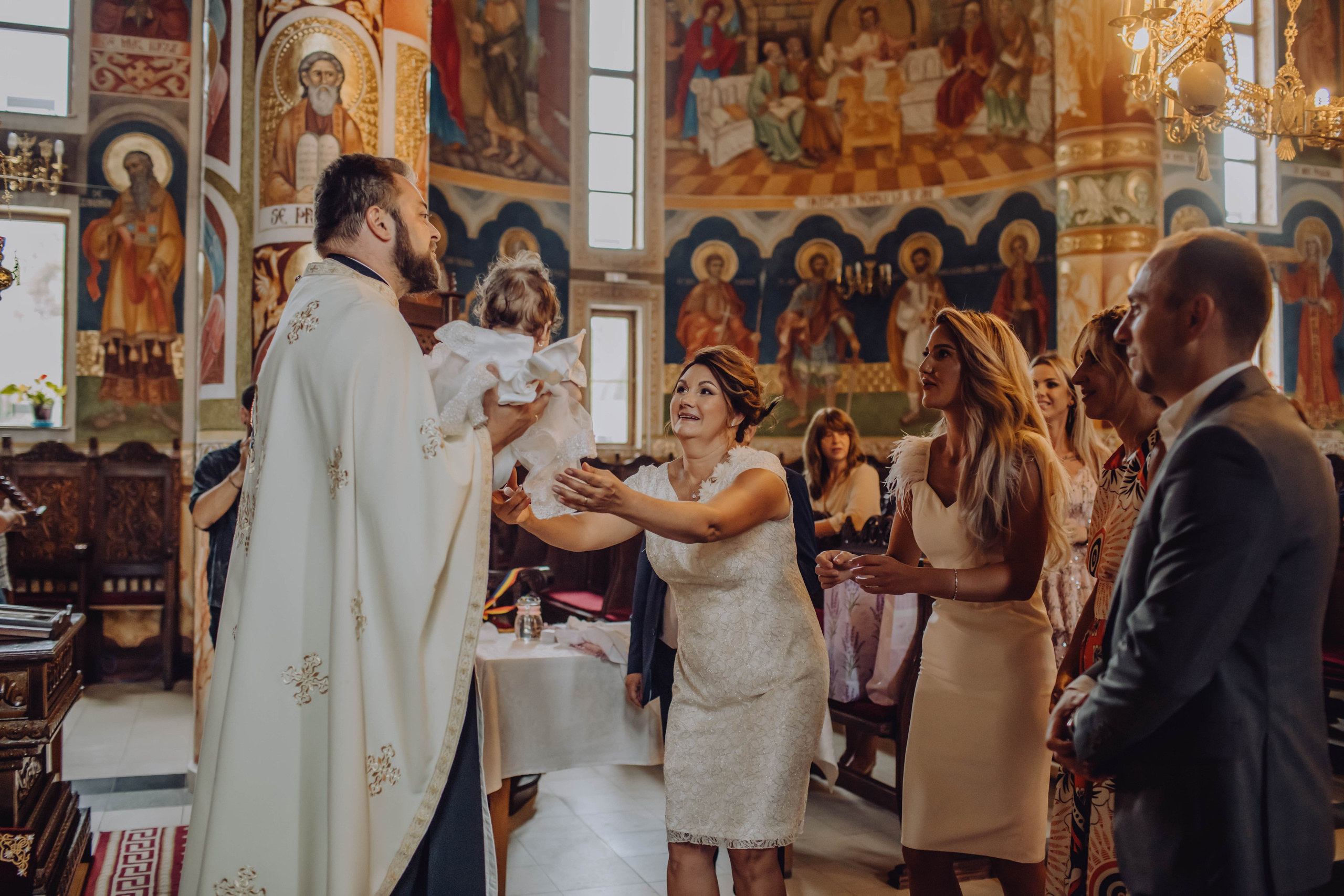 Zaira. Wedding & couple photographer from Romania Rut Vetan