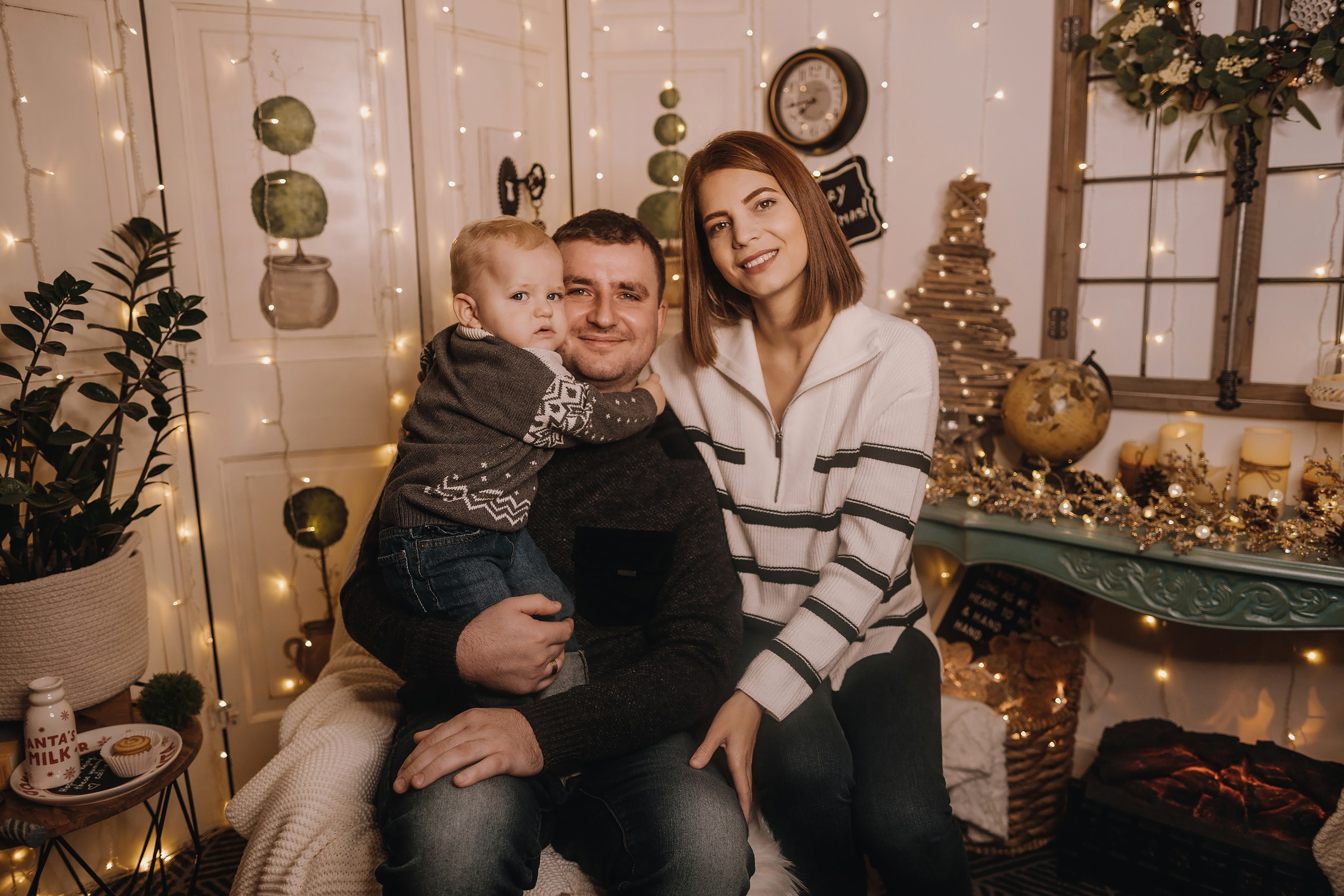 03.12.2023 Christmas Photoshoot. Wedding family event photographer in Chicago Nick Yushevich