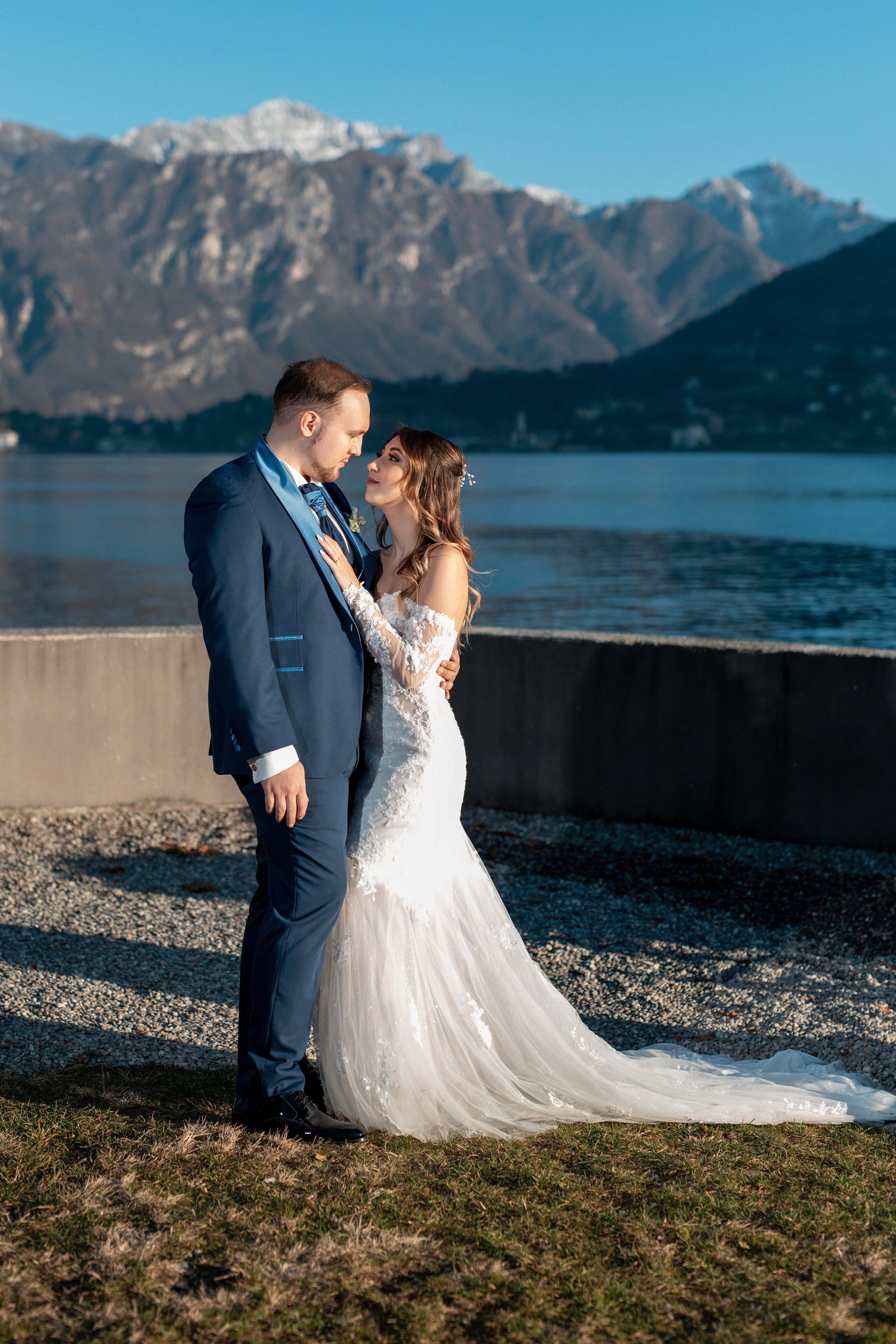 Olivelli Park Elopement on Lake Como. Fotografo matrimonio Lago di Como Ferrari Media Production